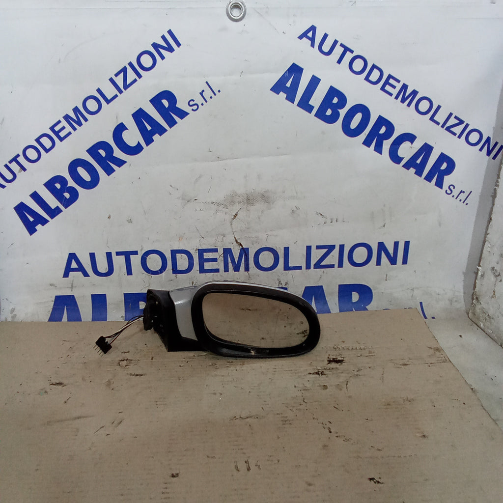 specchietto retrovisore destro mercedes A170 anno 2001