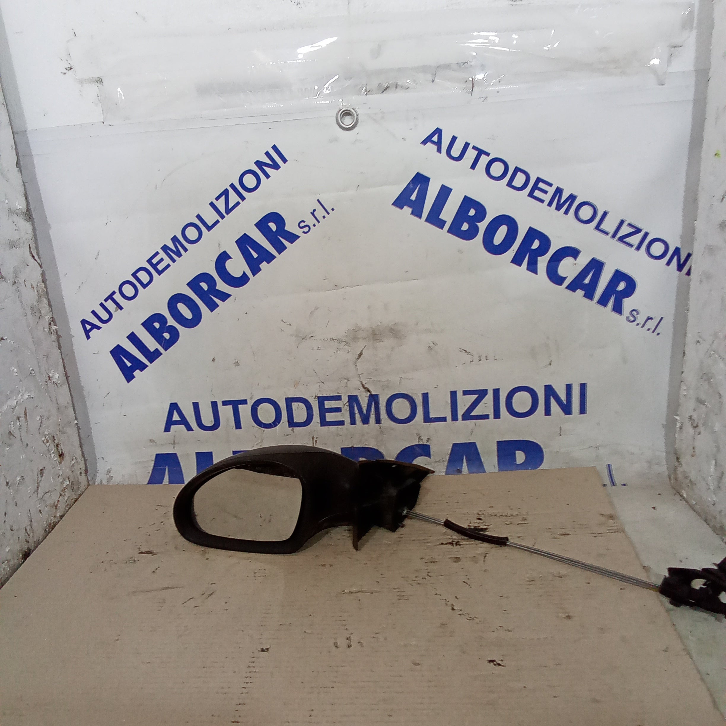 specchietto retrovisore sinistro seat ibiza anno 2003
