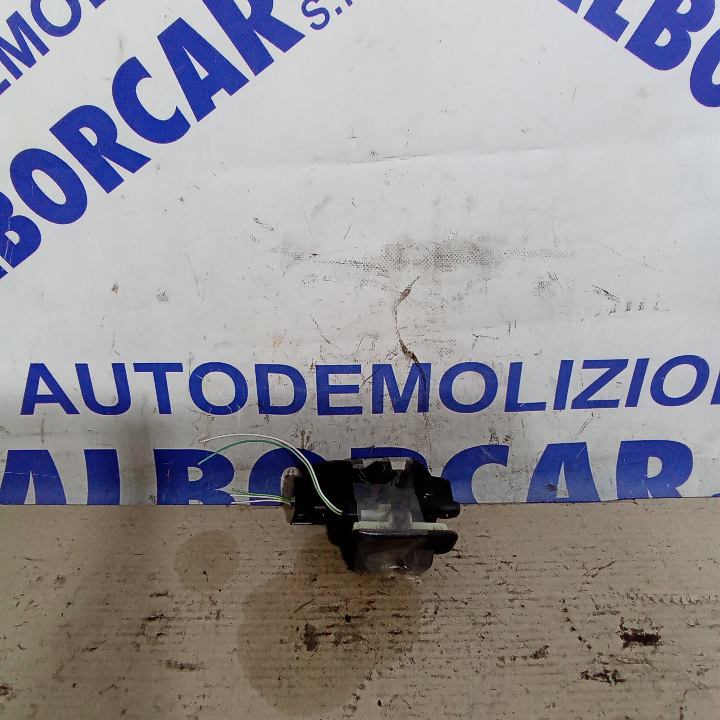 Serratura cofano baule posteriore peugeot 3008 anno 2013