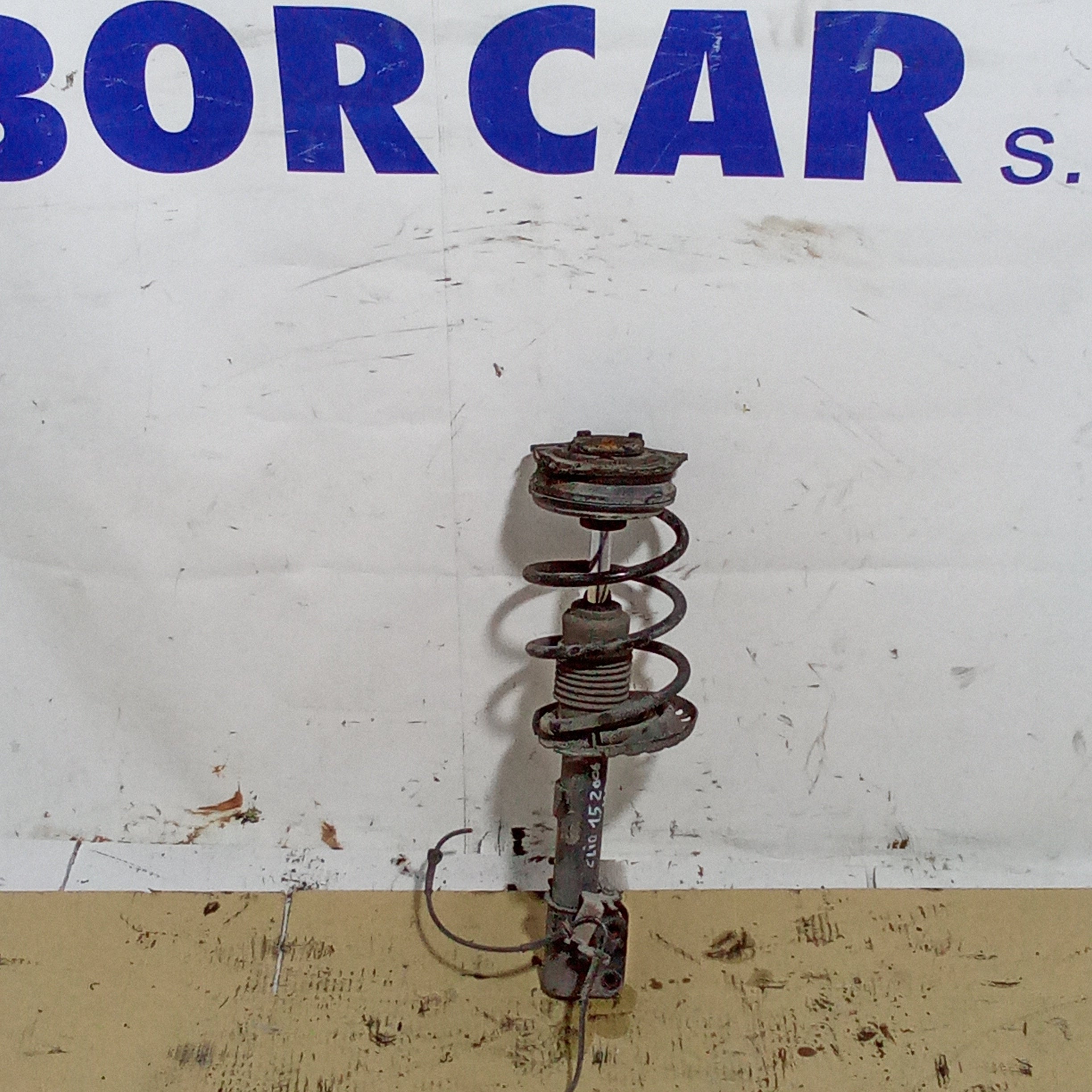 Front right shock absorber Renault Clio 1.5 CDTI year 2006