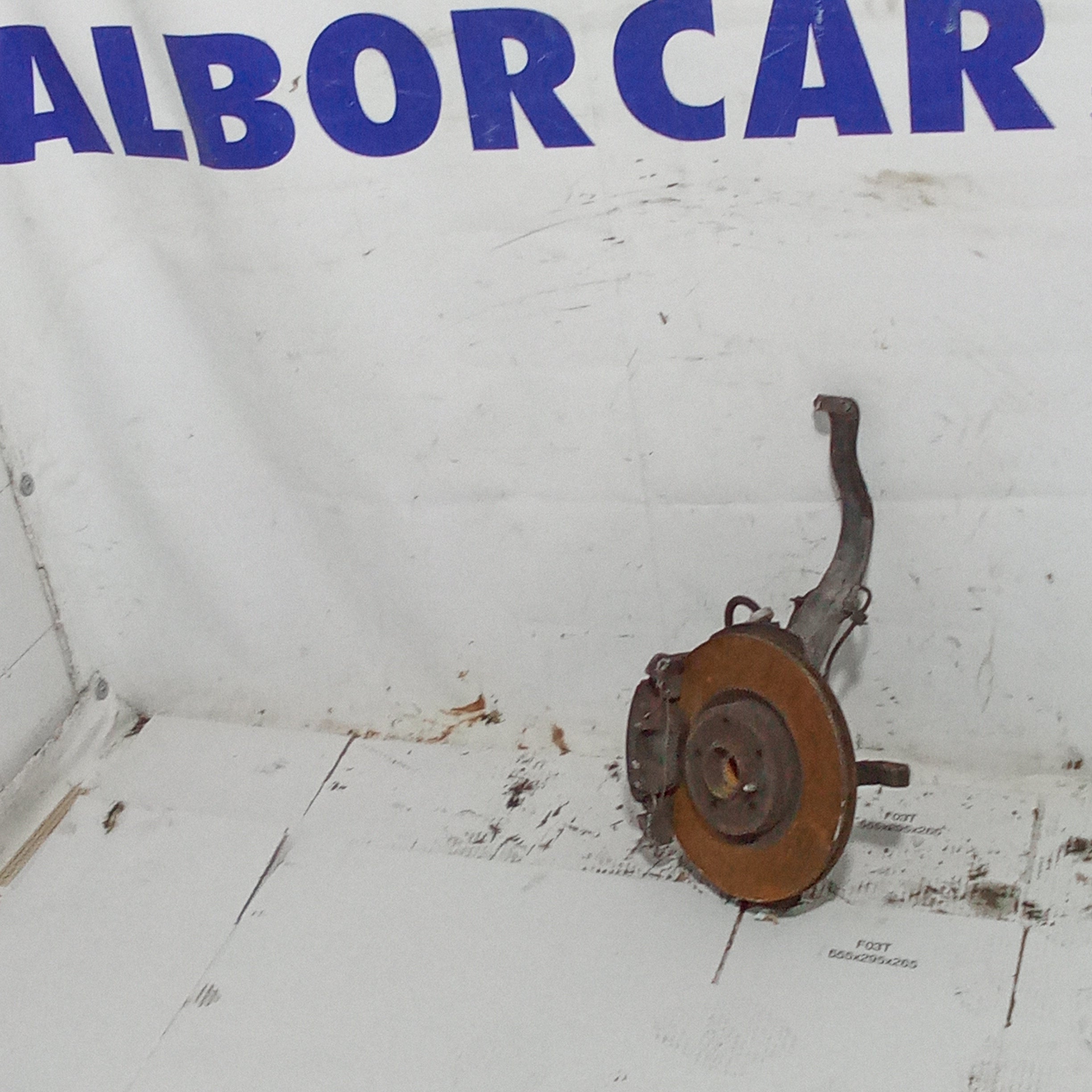 Complete front left stub axle Alfa 156 2.0 petrol year 2000