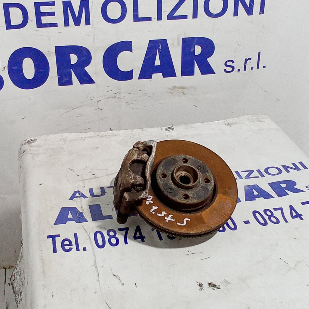 Complete left front steering knuckle Renault Clio 1.5 cdti year 2006