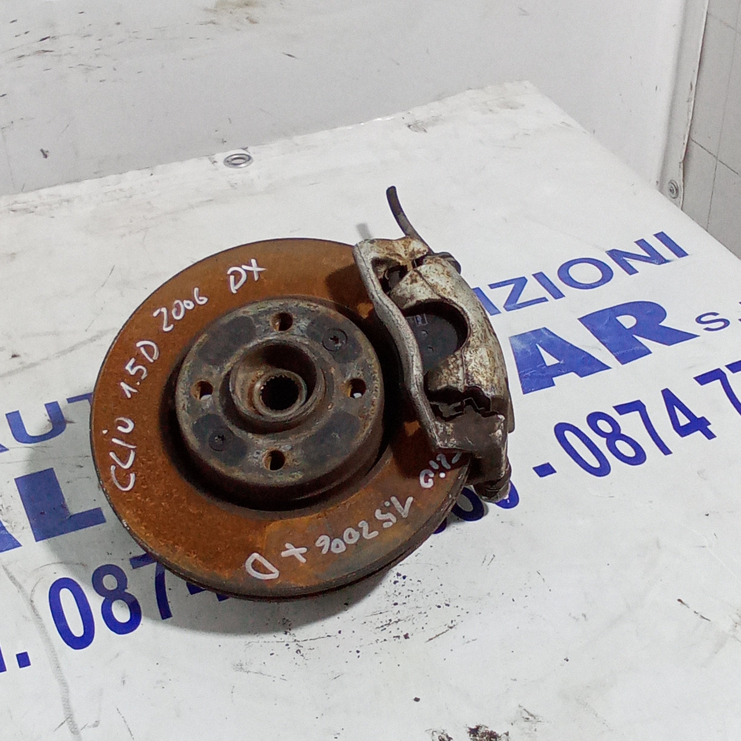 Complete front right hub assembly Renault Clio 1.5CDTI year 2006
