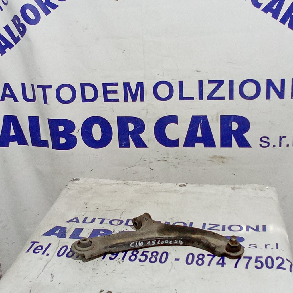 brazo oscilante delantero derecho Renault Clio 1.5 CDTI año 2006