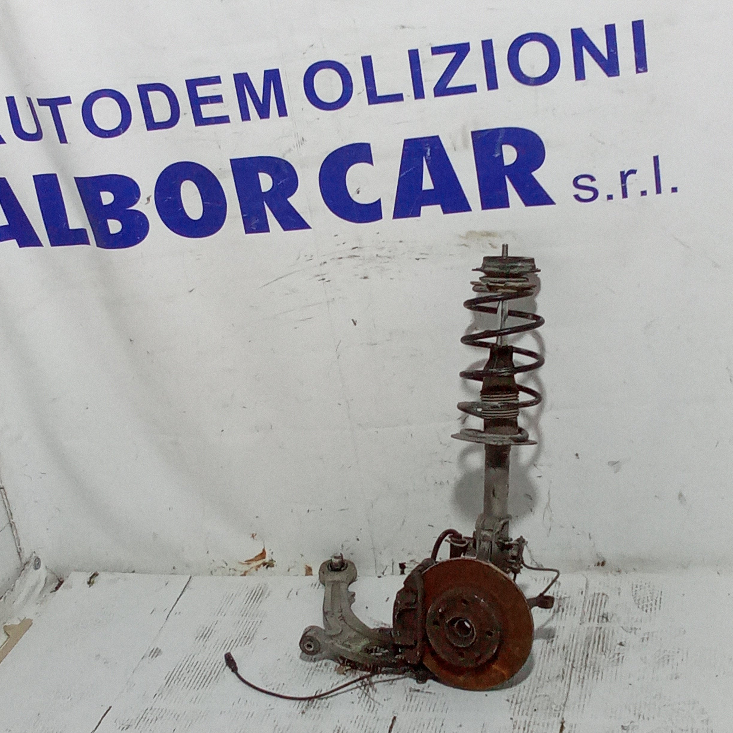Fusello anteriore sinistro completo fiat punto 3 serie 1.2 benzina anno 2002