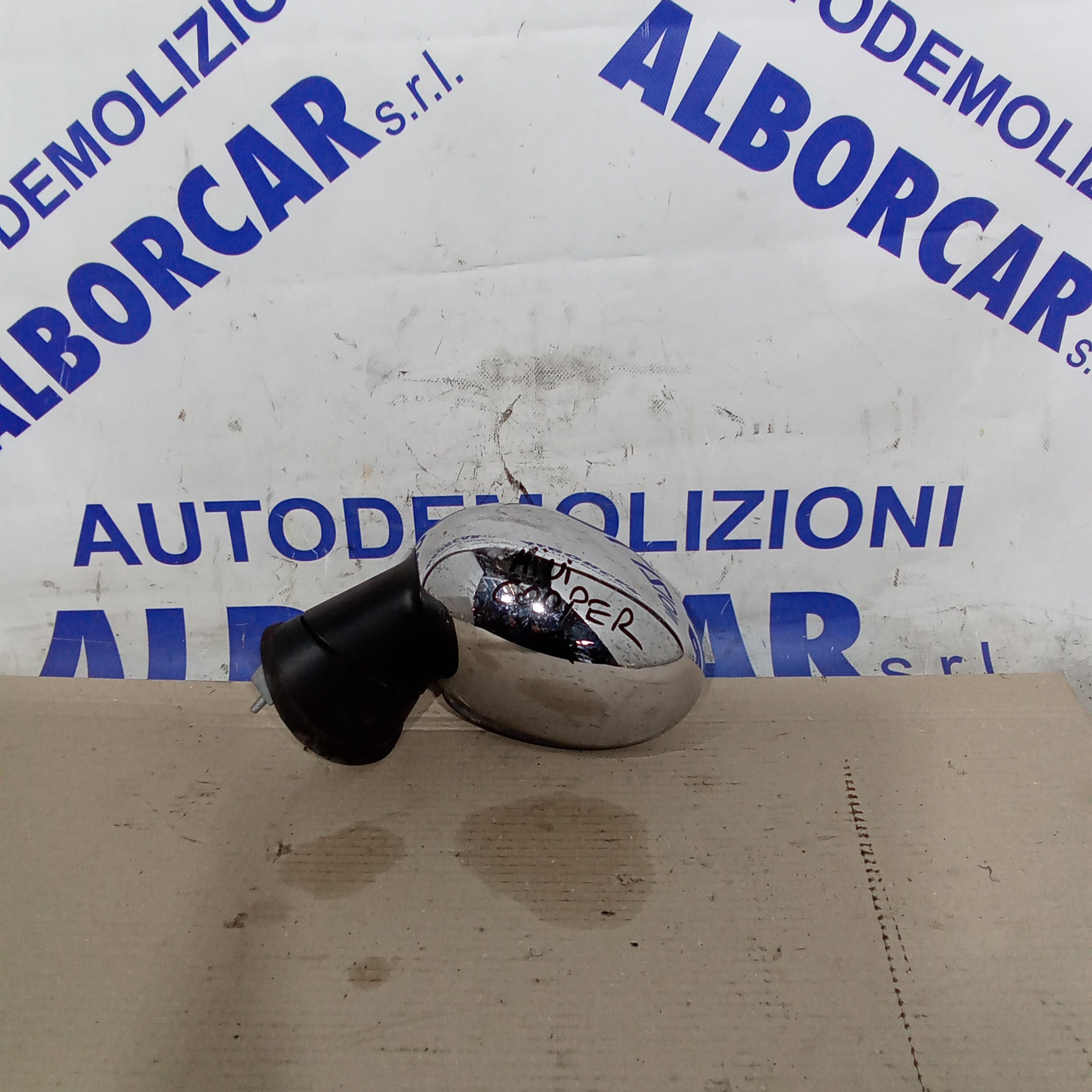 specchietto retrovisore sinistro mini cooper anno 2006  (senza specchio)
