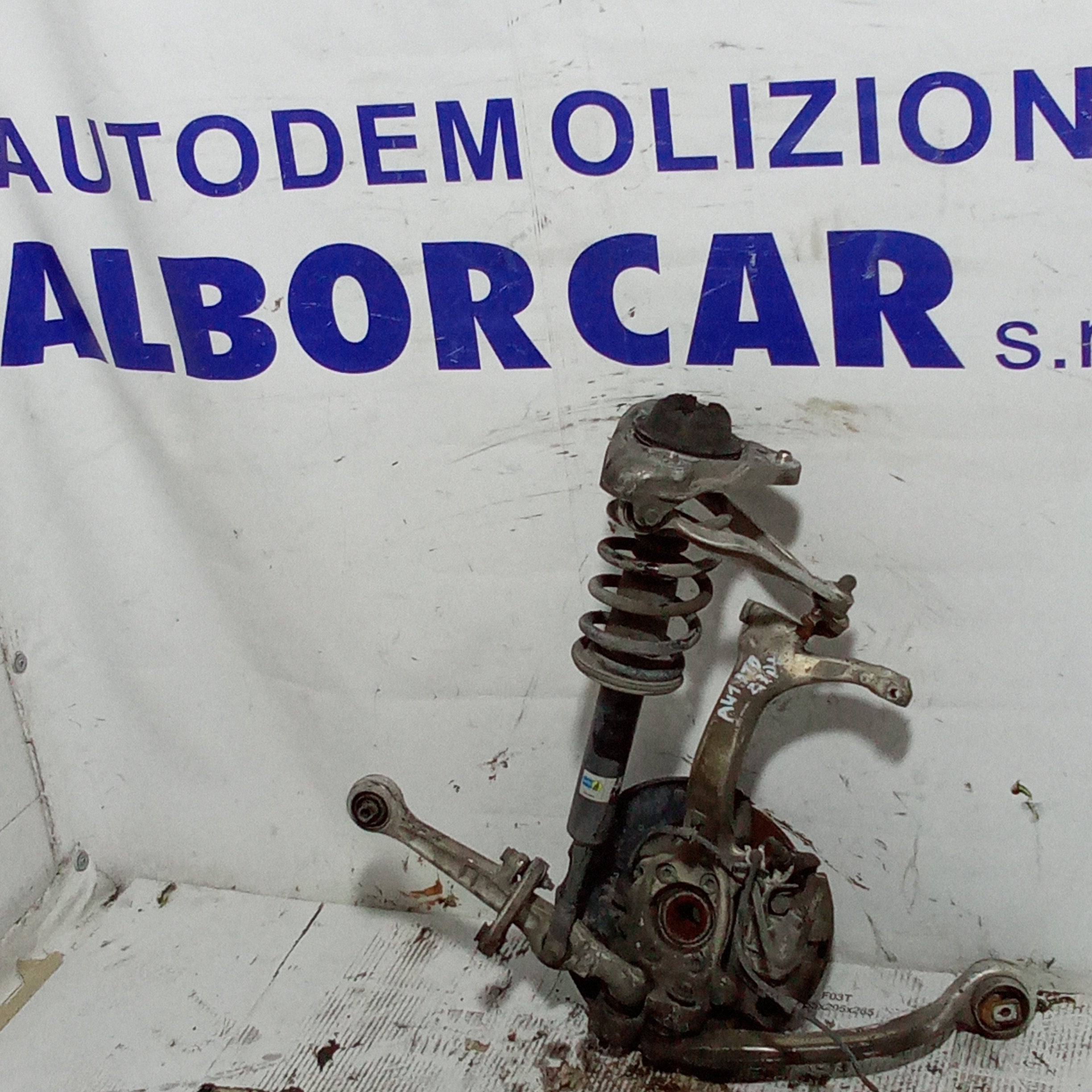 Mangueta completa delantera derecha Audi A4 1.9 TDI año 2003