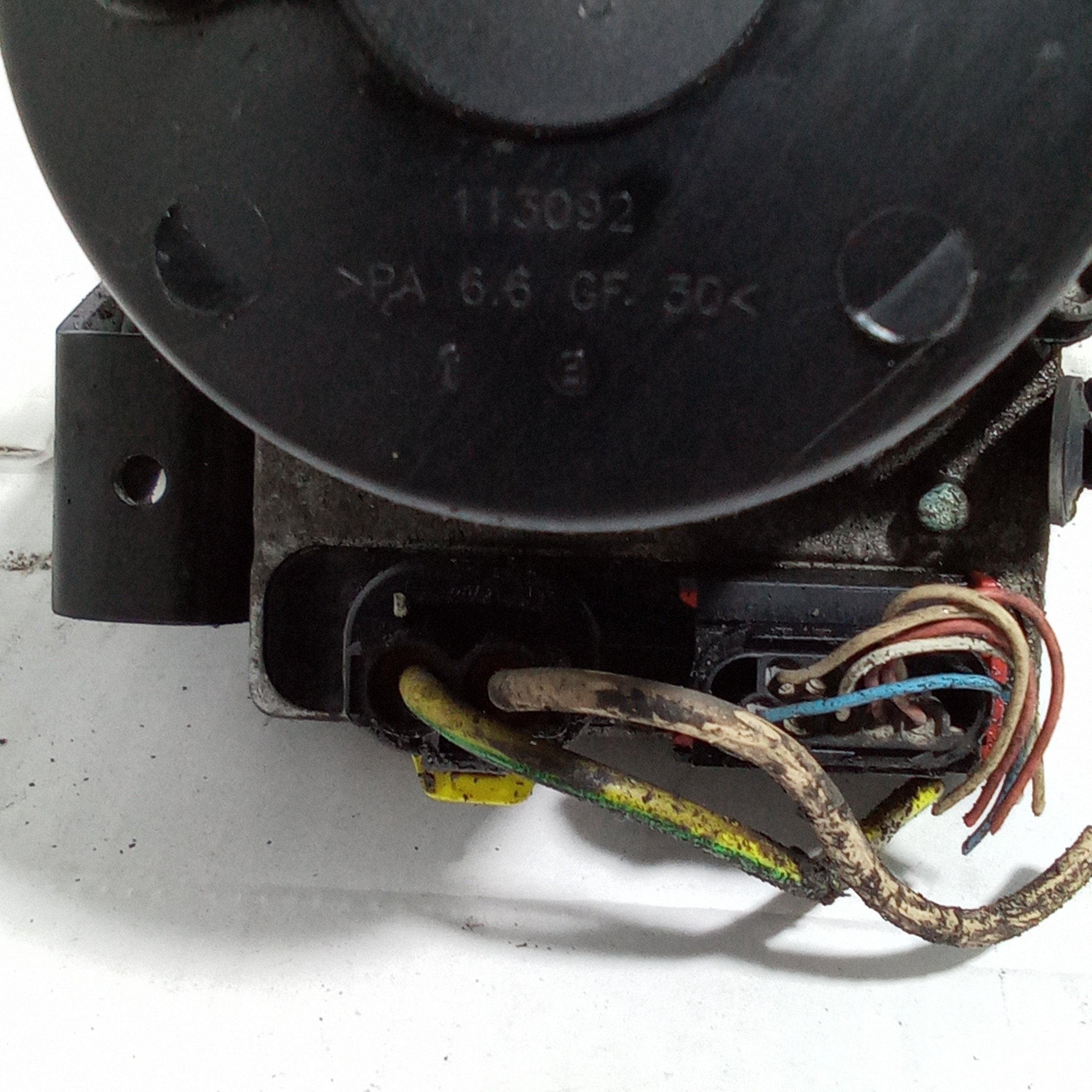 Pompa idroguida citroen C4 1.4 benzina compatibile con peugeot 3008hdi anno 2006