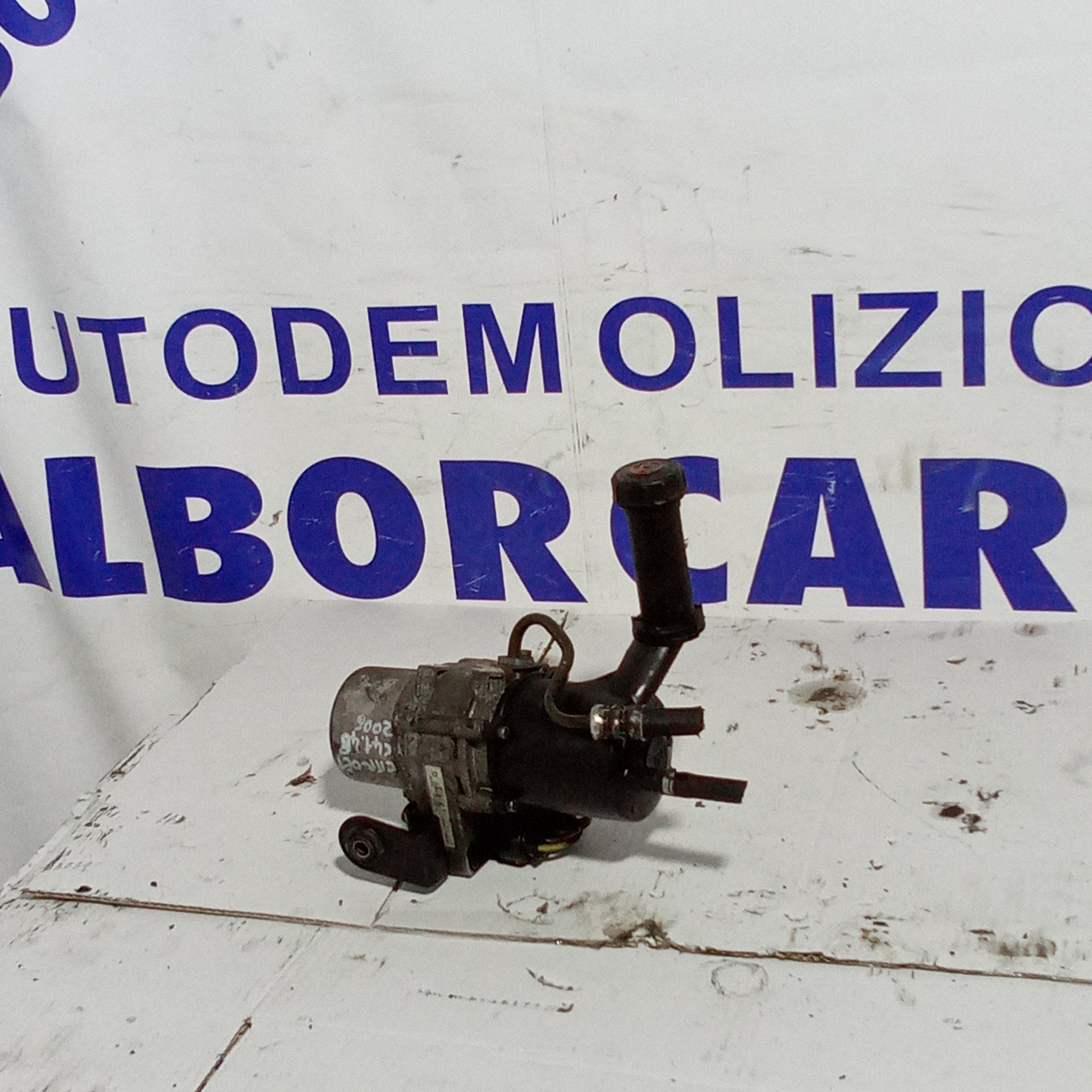 Pompa idroguida citroen C4 1.4 benzina compatibile con peugeot 3008hdi anno 2006