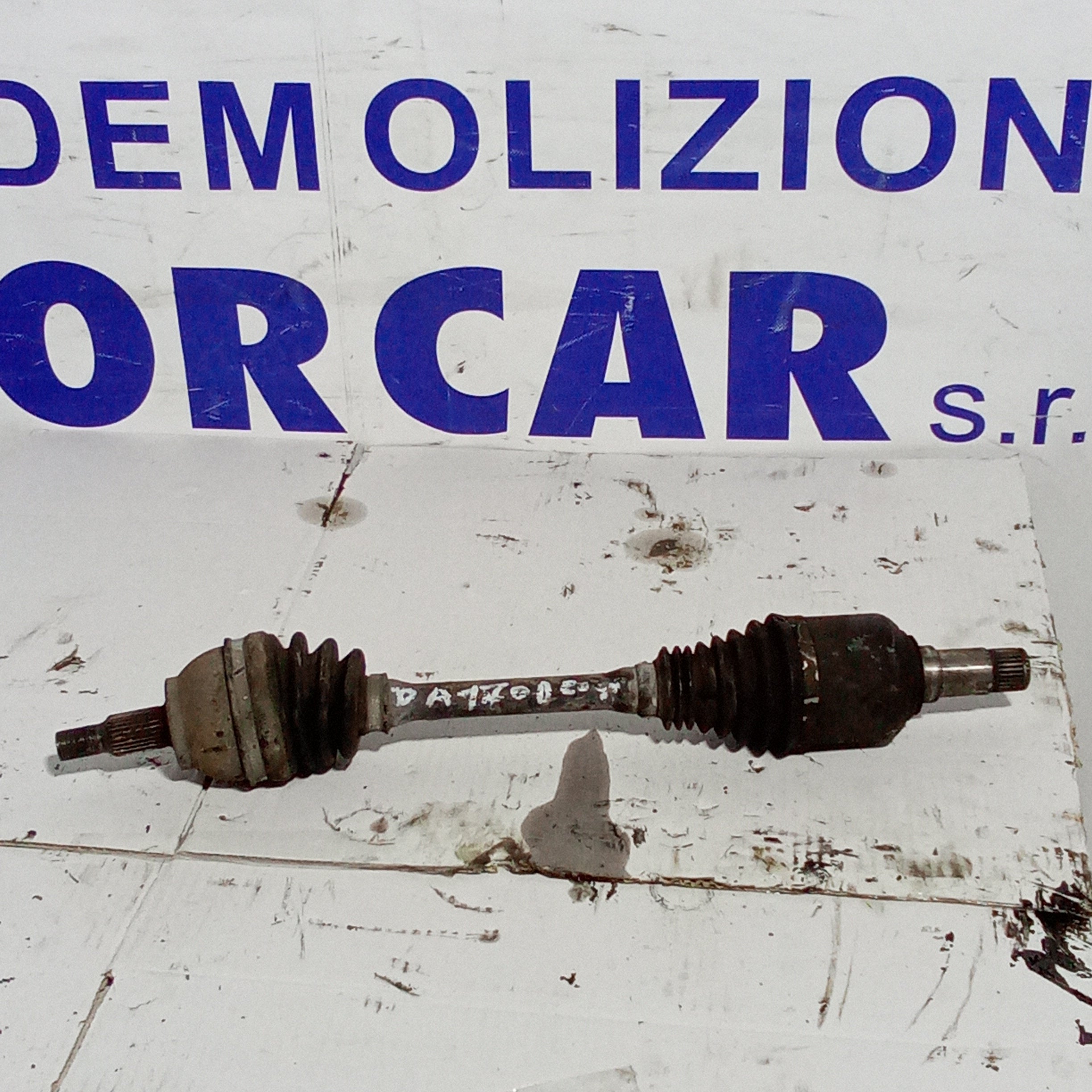 semiasse anteriore sinistro mercedes A170 diesel anno 2009