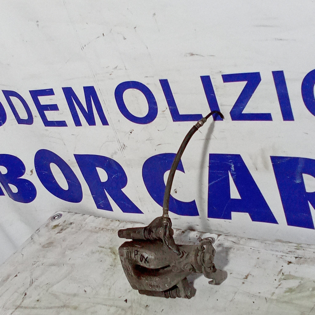 Pinza posteriore destra renault clio 1.5 cdti anno 2005