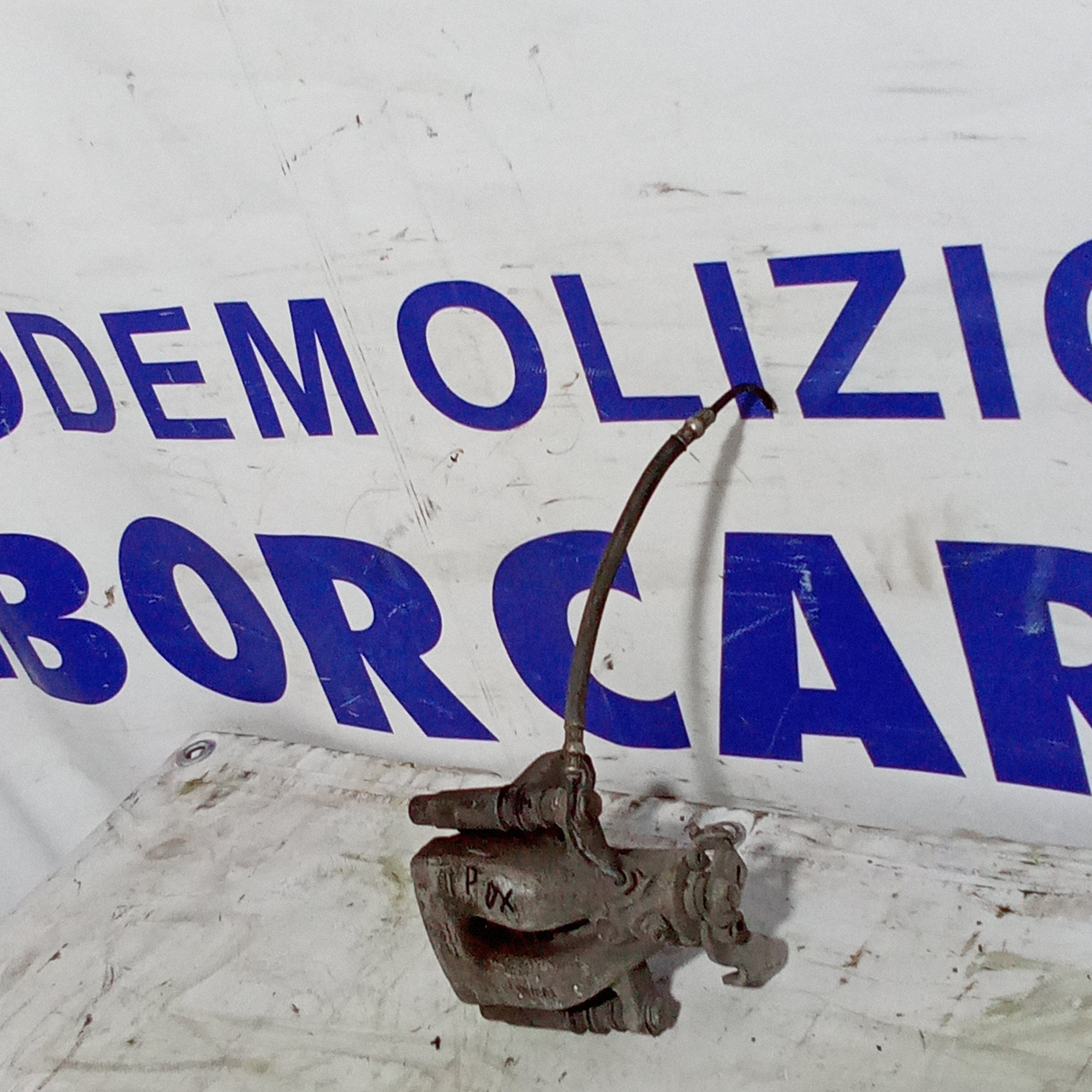 Pinza posteriore destra renault clio 1.5 cdti anno 2005