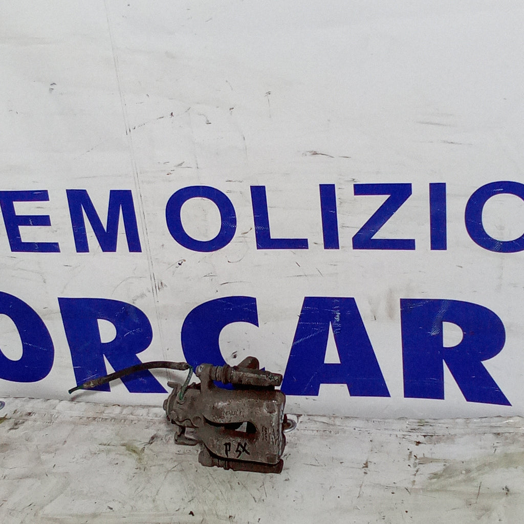 Pinza freni posteriore sinistra renault clio 1.5 cdti anno 2005