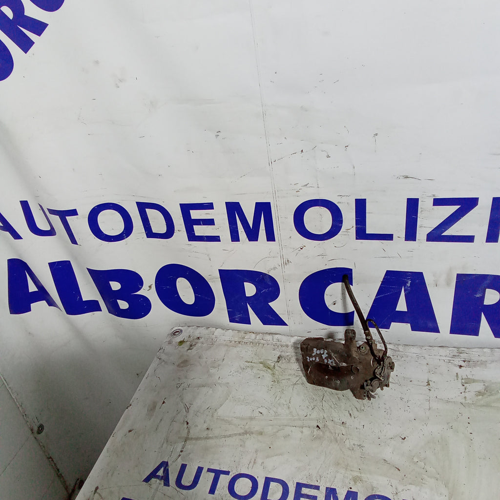 Pinza posteriore destra peugeot 307 1.6hdi anno 2003