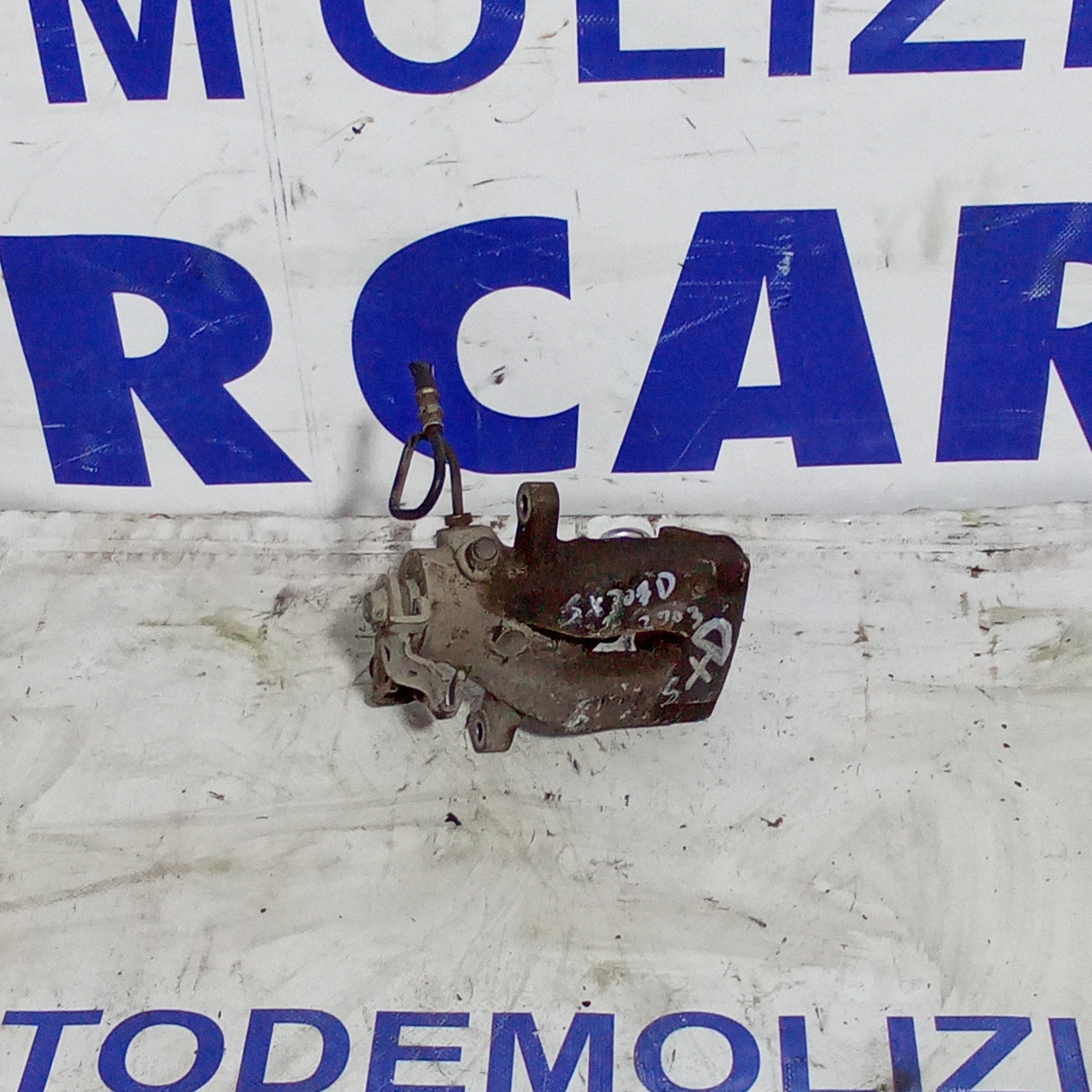 Pinza posteriore sinistra peugeot 307 1.6hdi anno 2003