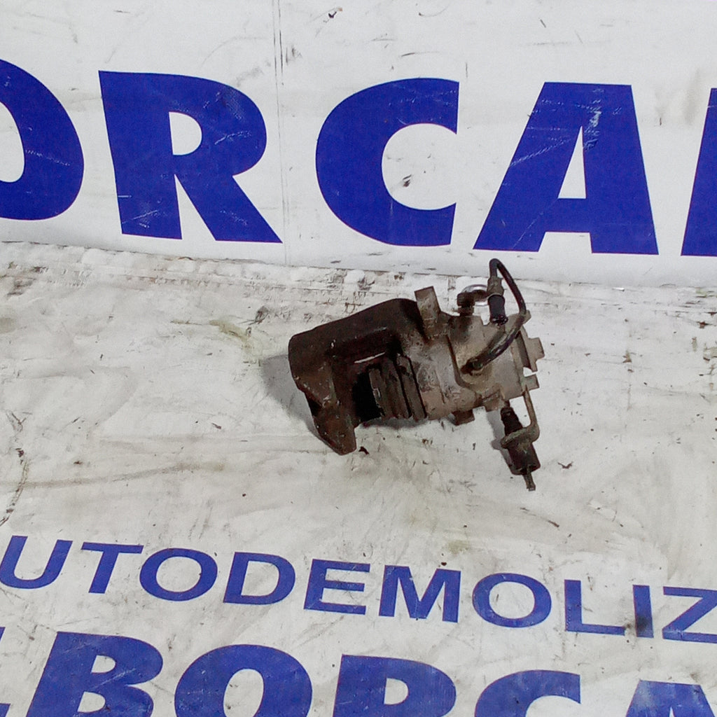 Pinza posteriore sinistra peugeot 307 1.6hdi anno 2003