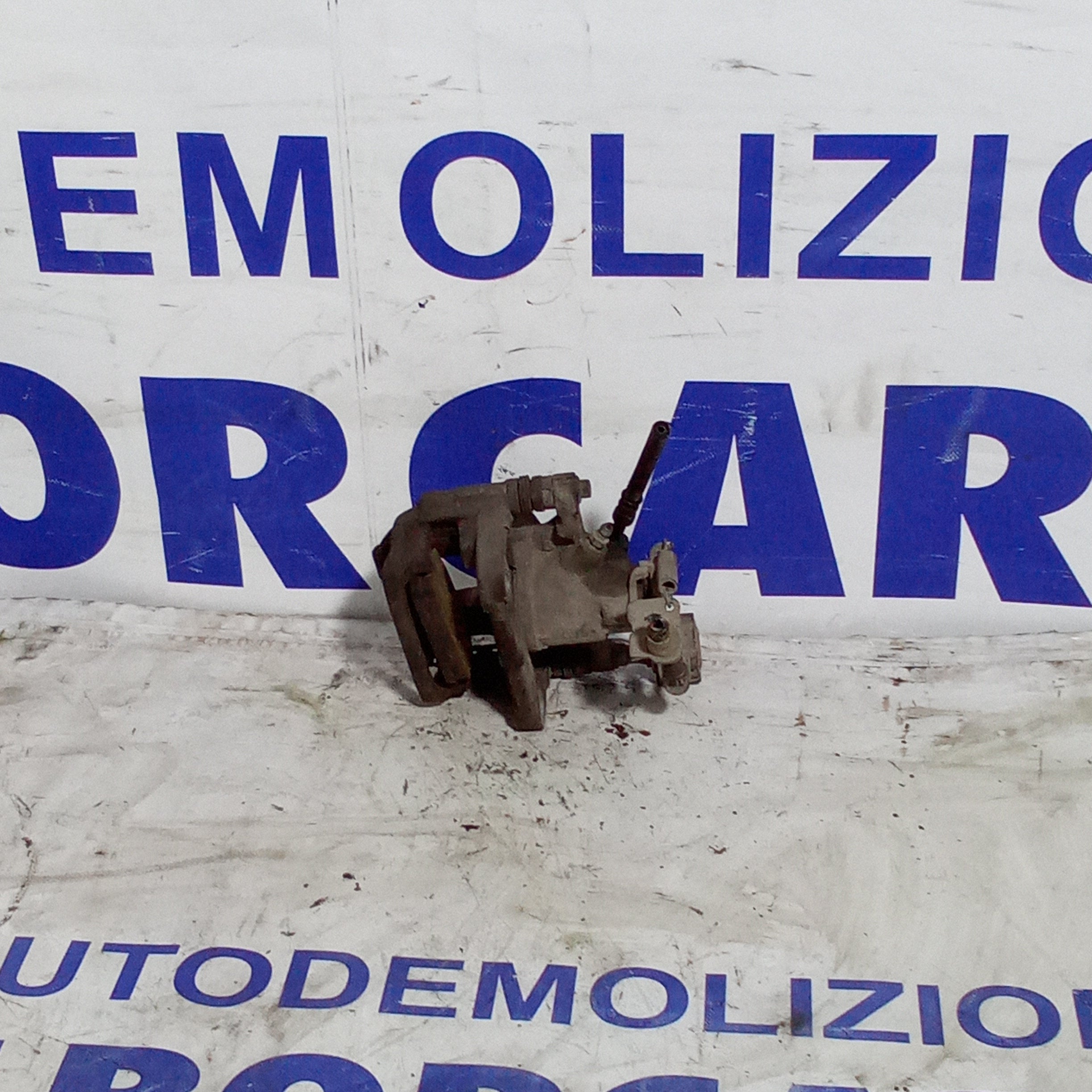 Pinza freni posteriore destra chevrolet orlando 2.0diesel anno 2011