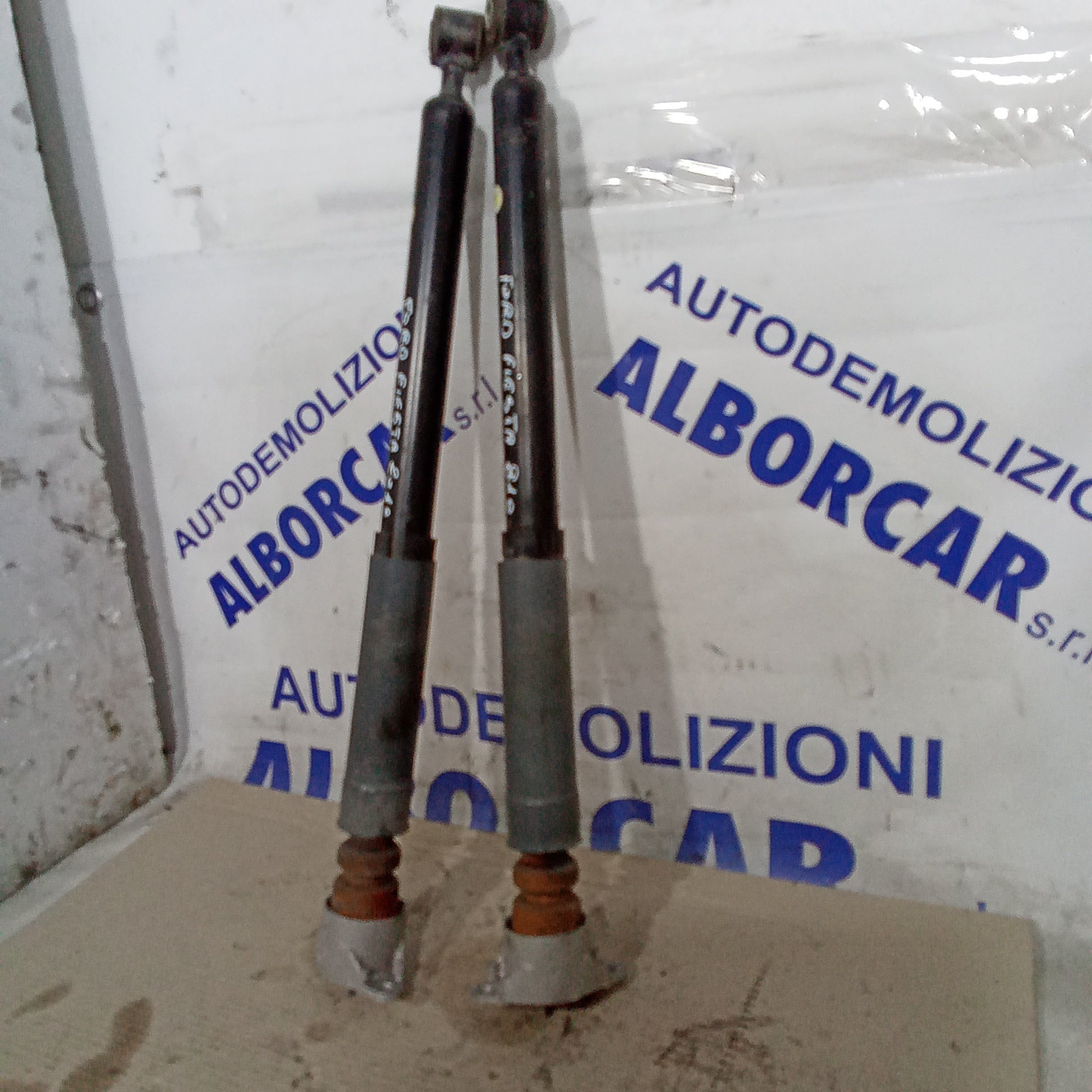 Ammortizzatori coppia ford fiesta 1.4 benzina anno 2010