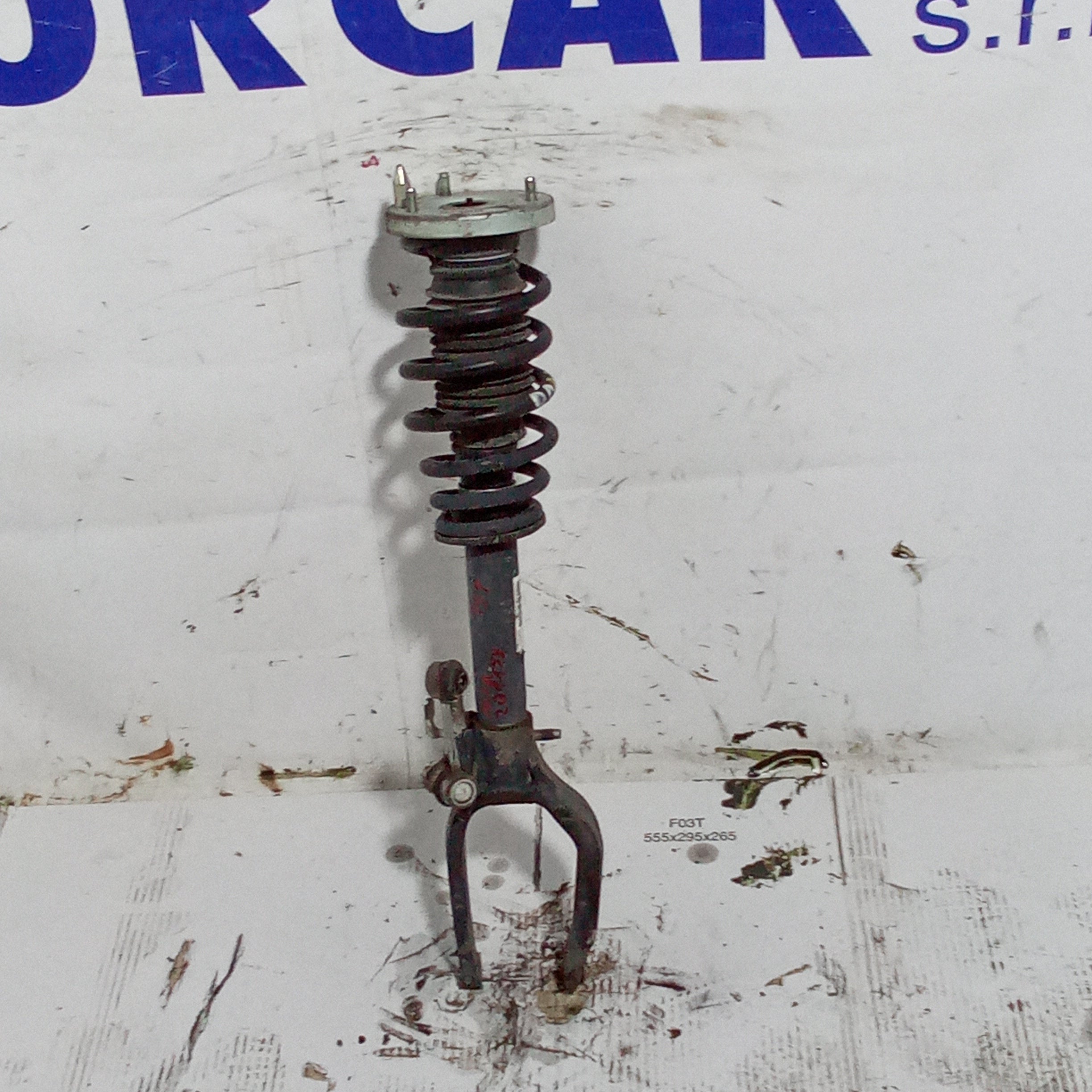 Ammortizzatore anteriore sinistro alfa 159mjt anno 2011