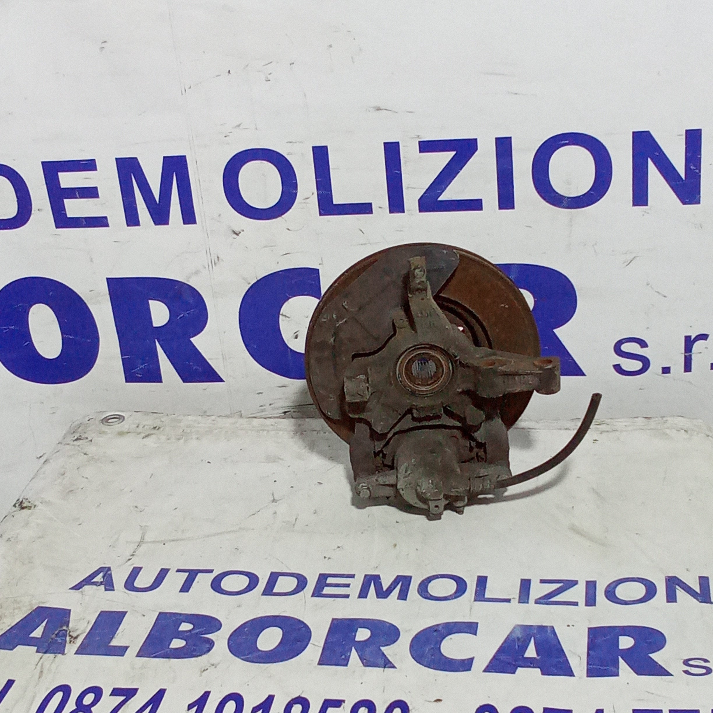 Mangueta delantera izquierda completa Fiat Doblo 1.9 JTD año 2006