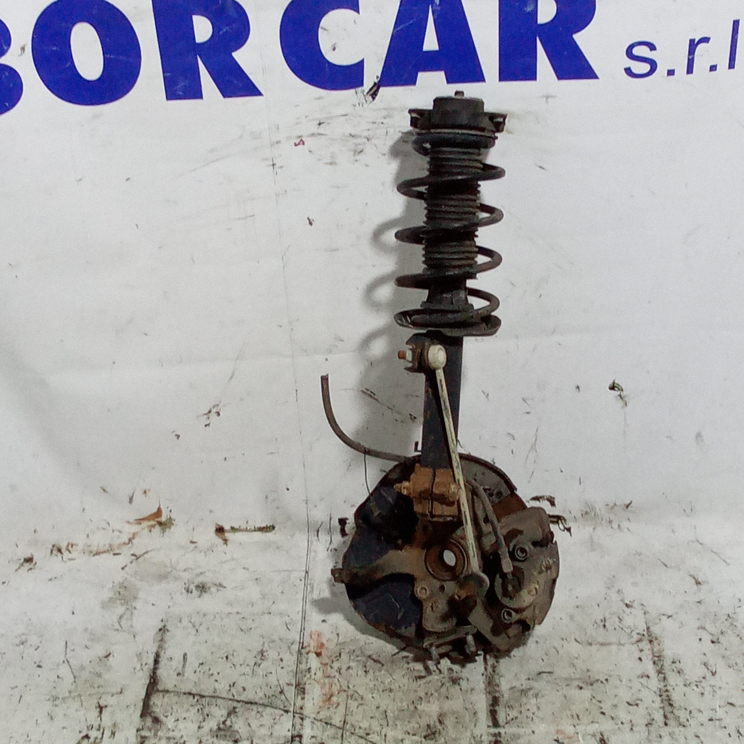 Mangueta delantera izquierda Volkswagen Golf 5 1.9 TDI año 2004/2008