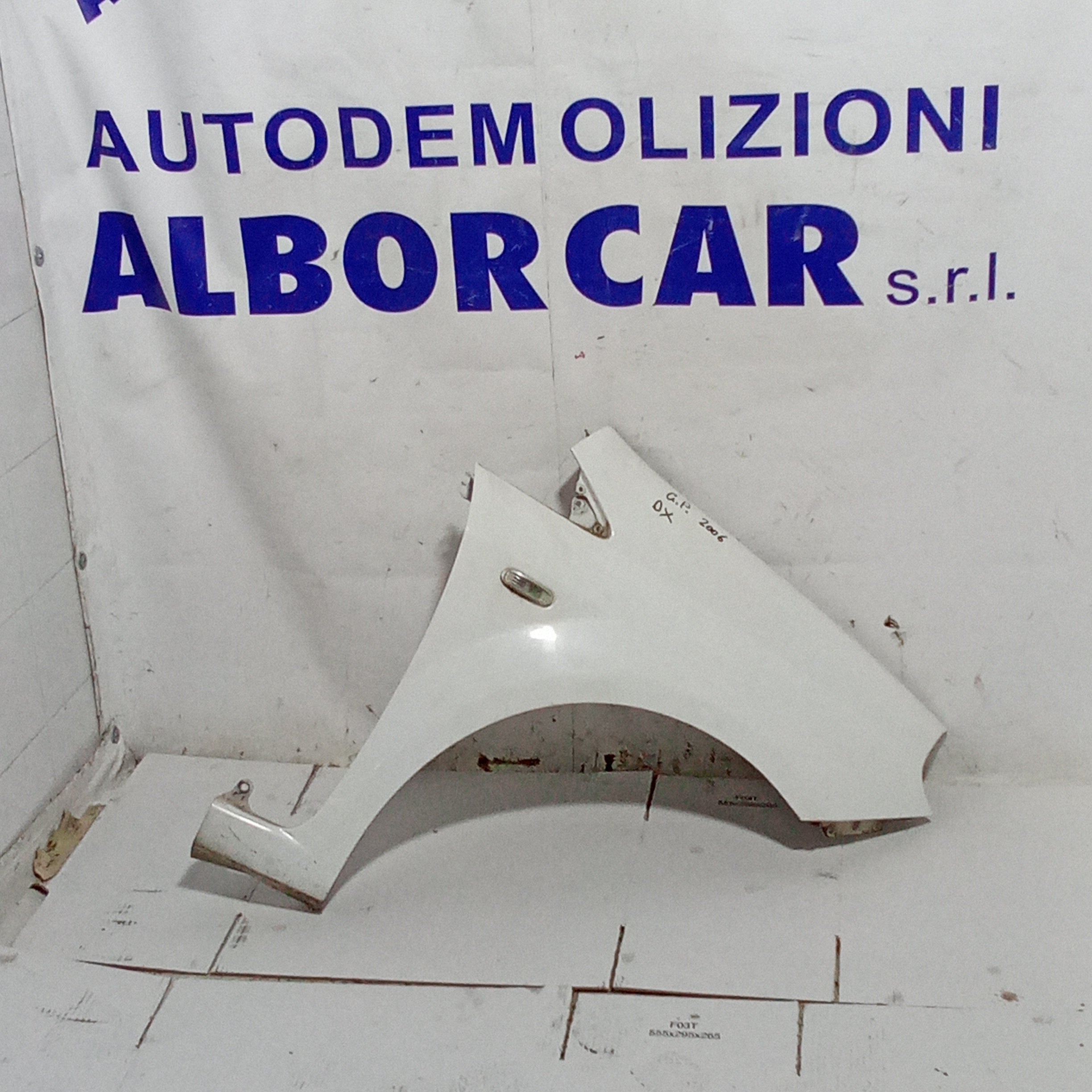 parafango fianchetto anteriore destro fiat grande punto anno 2006