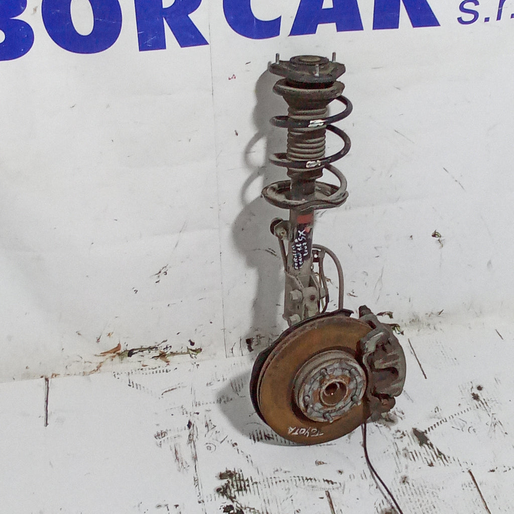 Fusello anteriore sinistro toyota corolla 1.6 benzina anno 2007