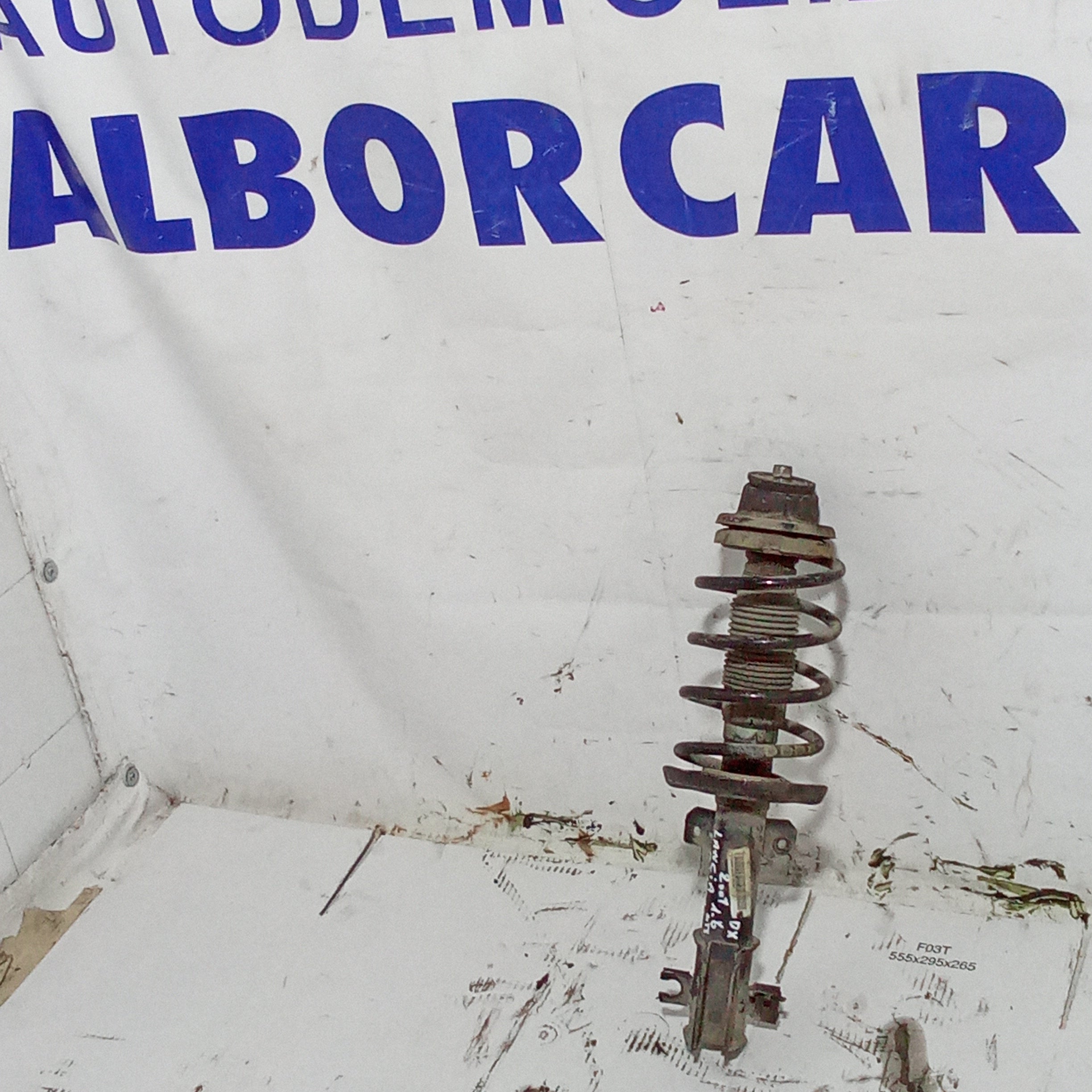 Ammortizzatore anteriore destro completo lancia delta 1.6 mjt anno 2009