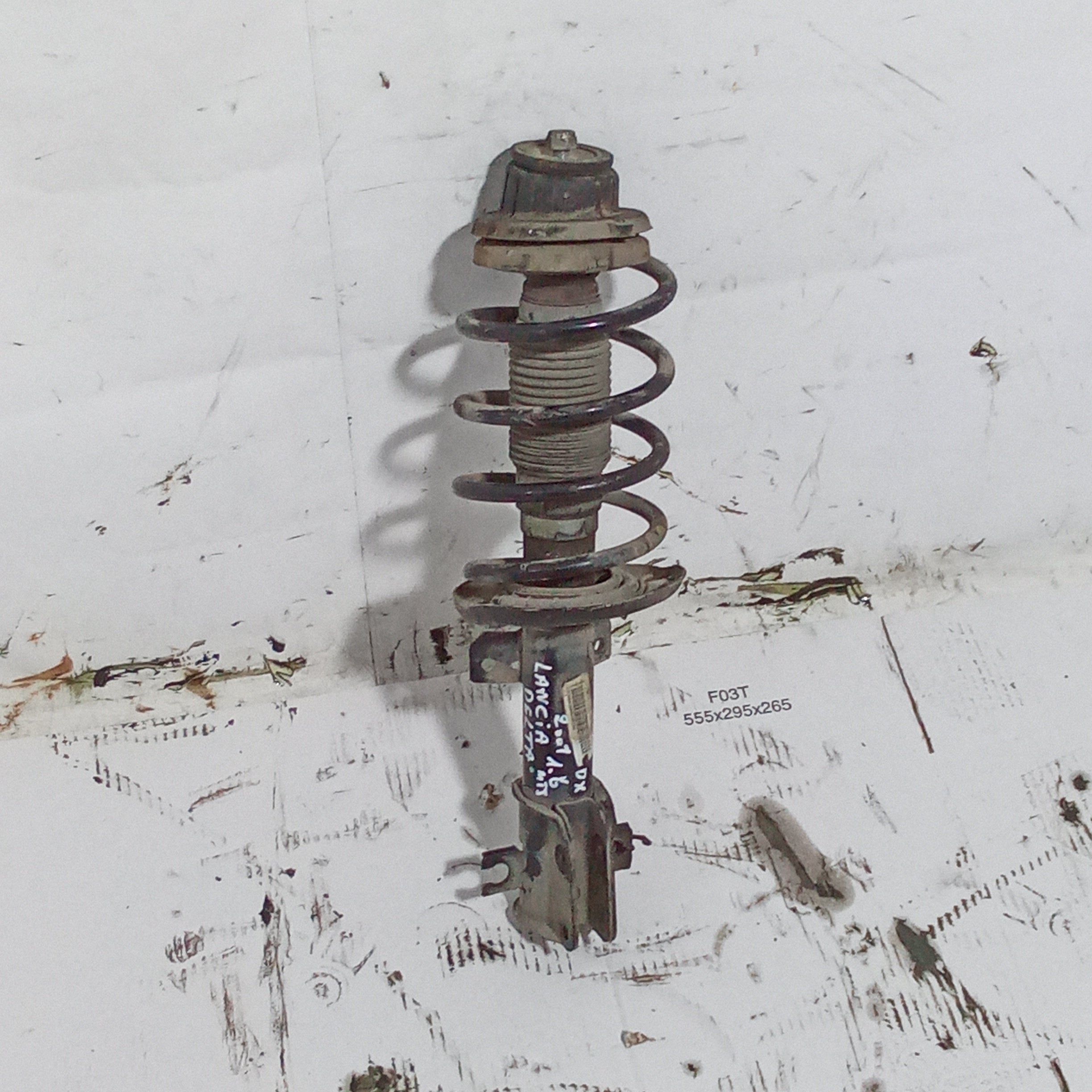 Ammortizzatore anteriore destro completo lancia delta 1.6 mjt anno 2009