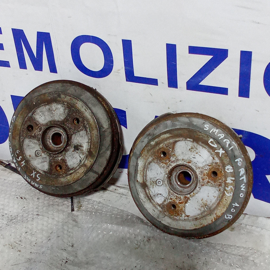 Coppia mozzi posteriori completi smart for two 1.0 benzina anno 2006
