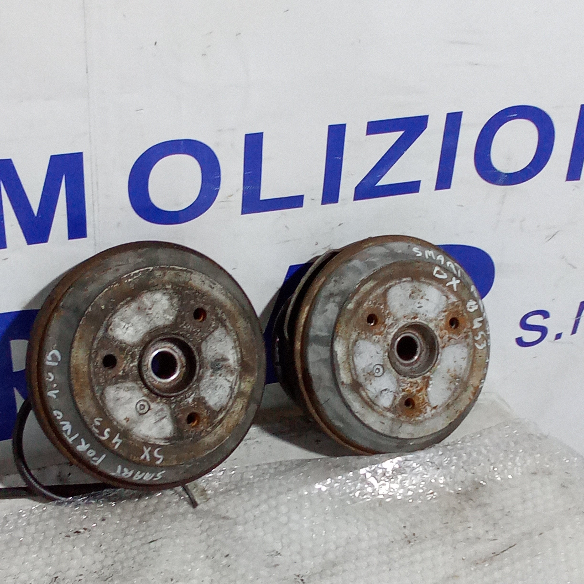 Coppia mozzi posteriori completi smart for two 1.0 benzina anno 2006