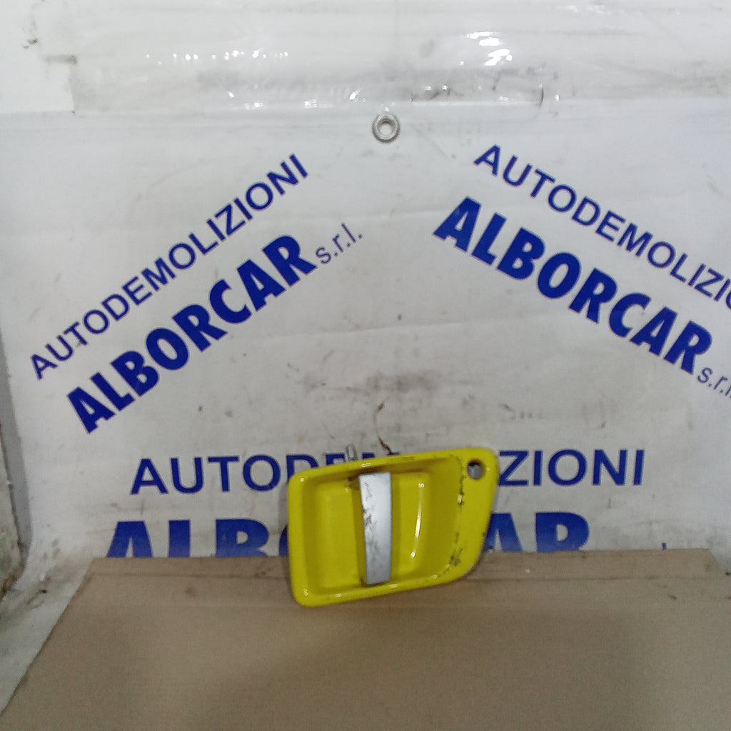 Maniglia esterna sinistra peugeot 1007 anno 2009