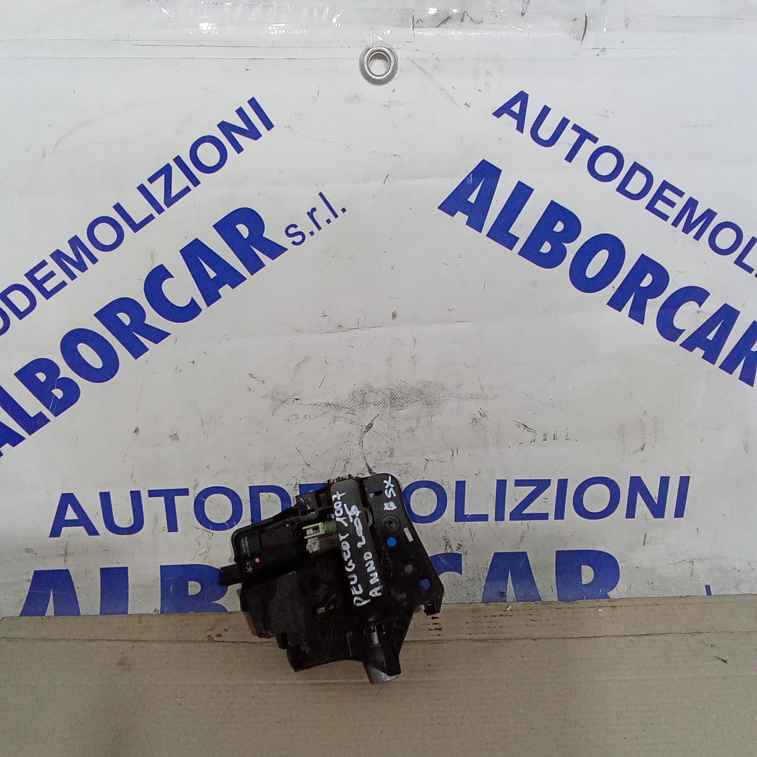 Maniglia interna sinistra peugeot 1007 anno 2007