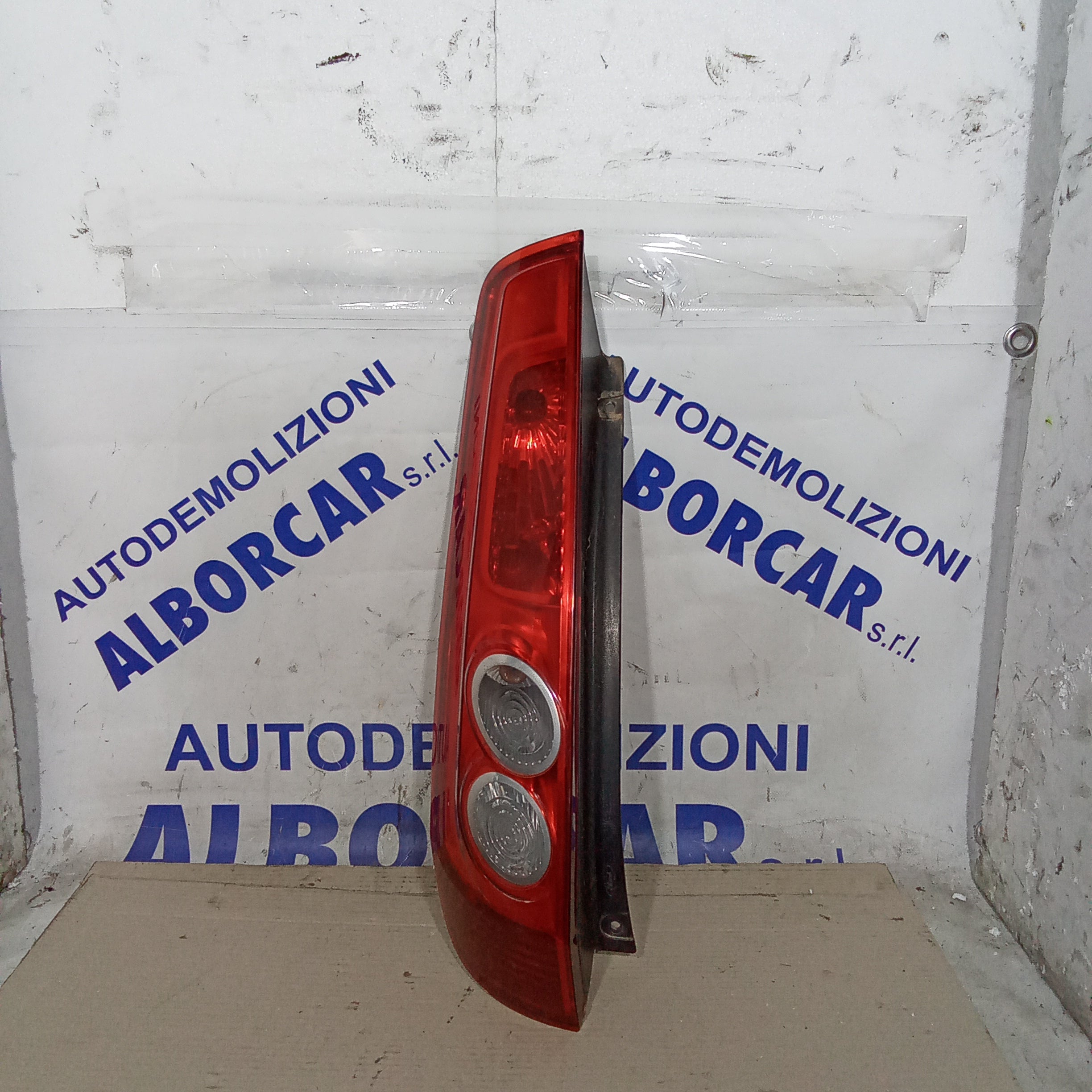 fanale stop posteriore sinistro ford fiesta anno 2006