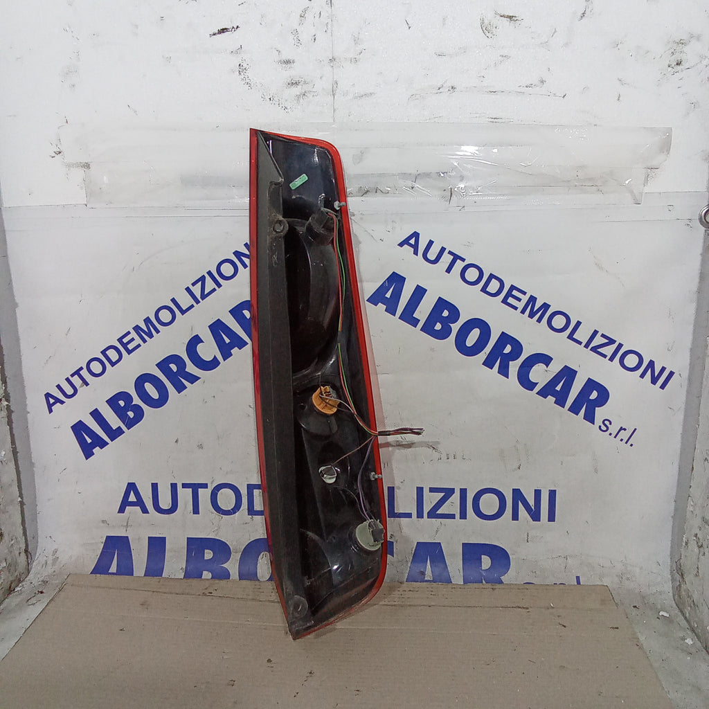 fanale stop posteriore sinistro ford fiesta anno 2006