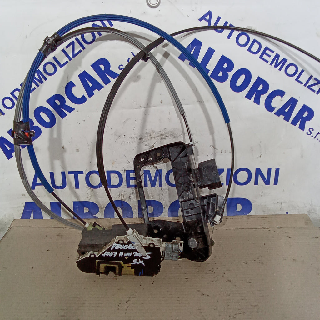 Serratura anteriore sinistra peugeot 1007 anno 2005