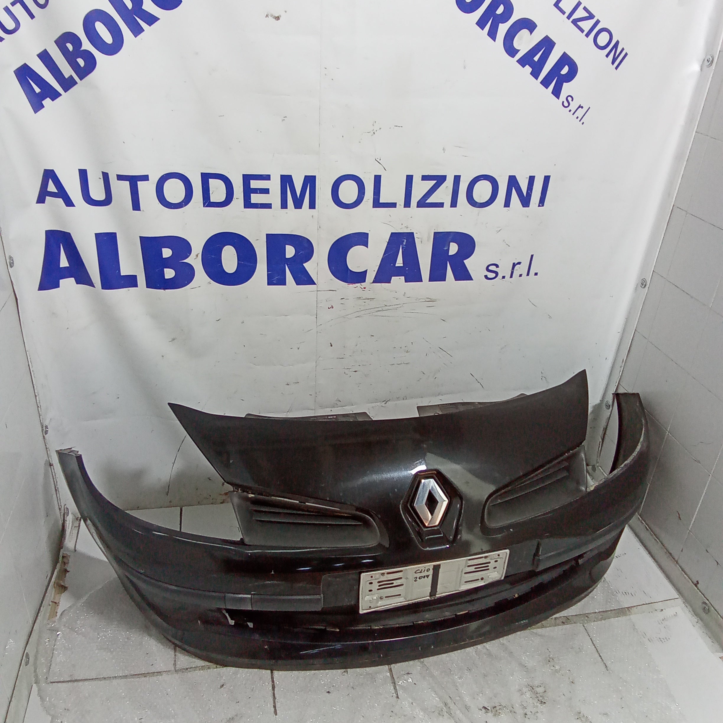 Front bumper Renault Clio year 2007