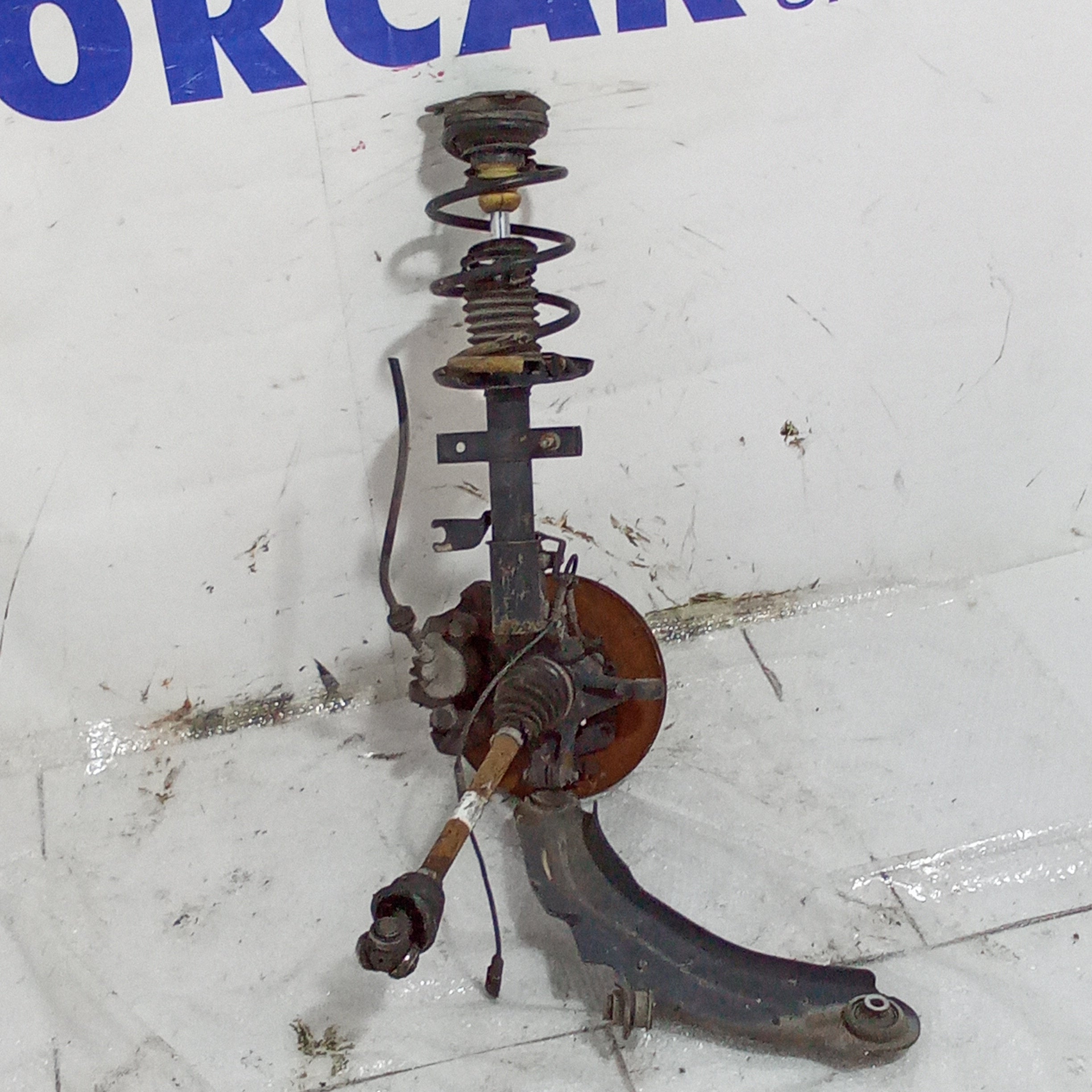 Complete right front spindle Renault Clio 1.5 CDTI year 2015