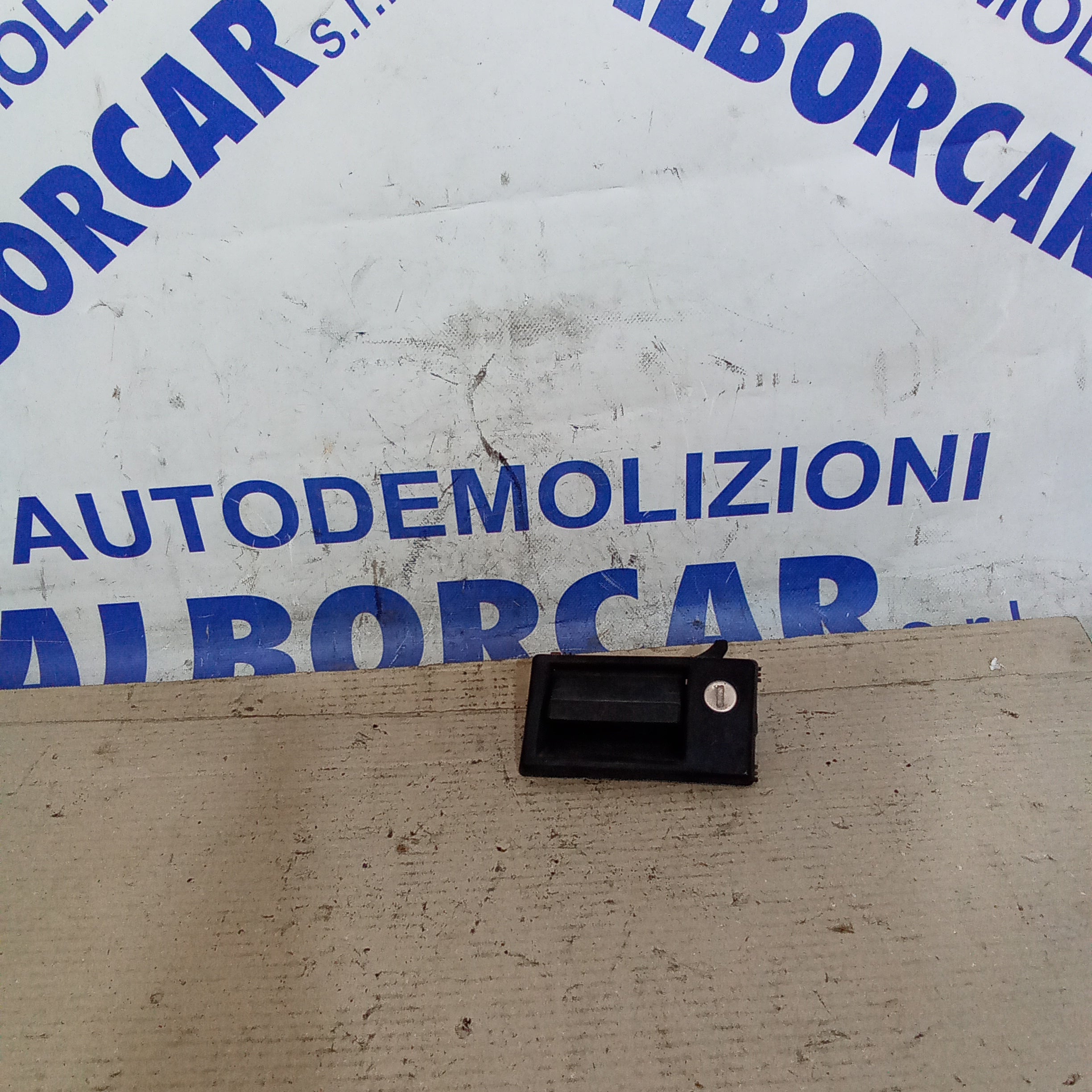 Manija exterior delantera izquierda Fiat 500 año 1990