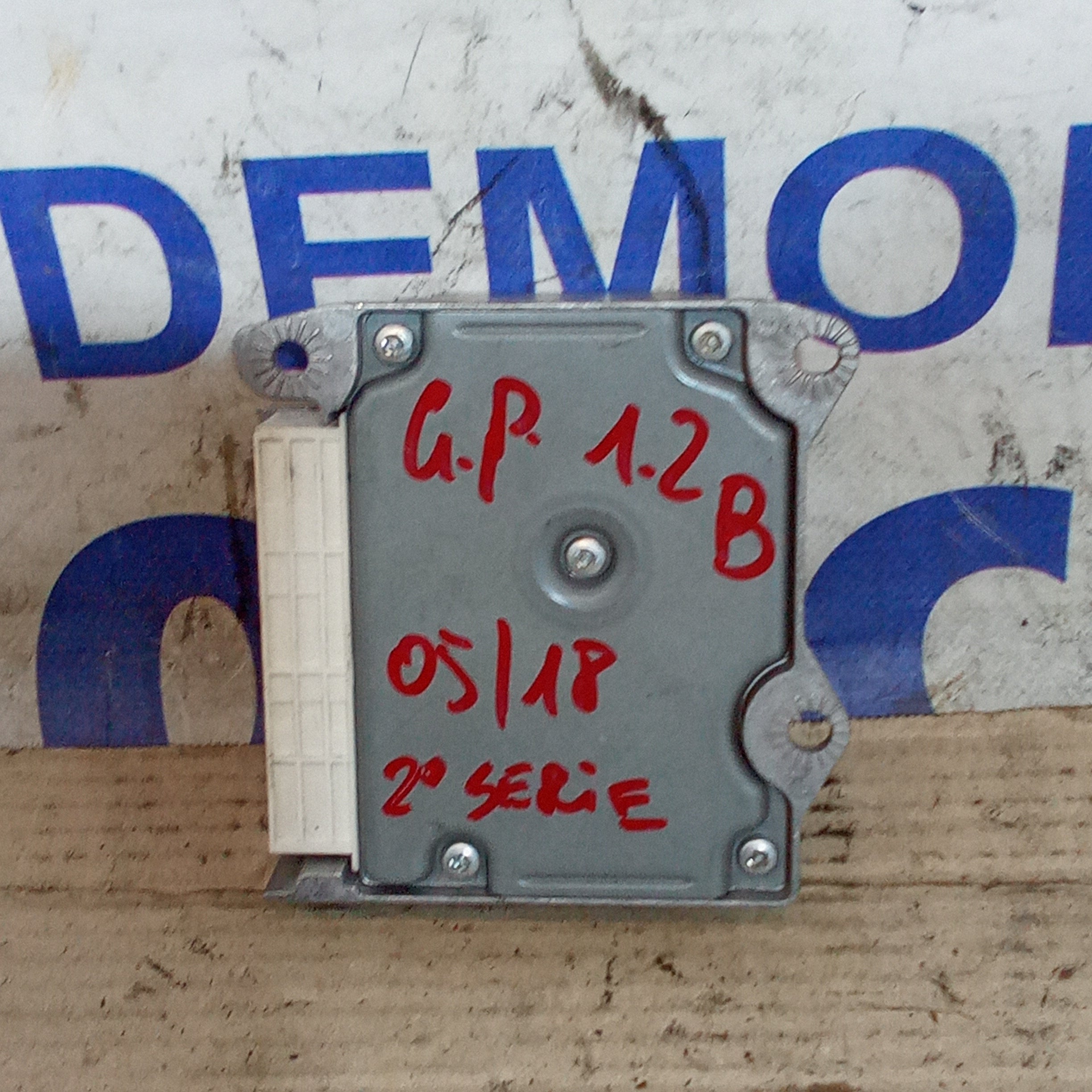 airbag control unit Fiat Grande Punto 2 series 1.2 petrol year 2005/2018 code 51838066