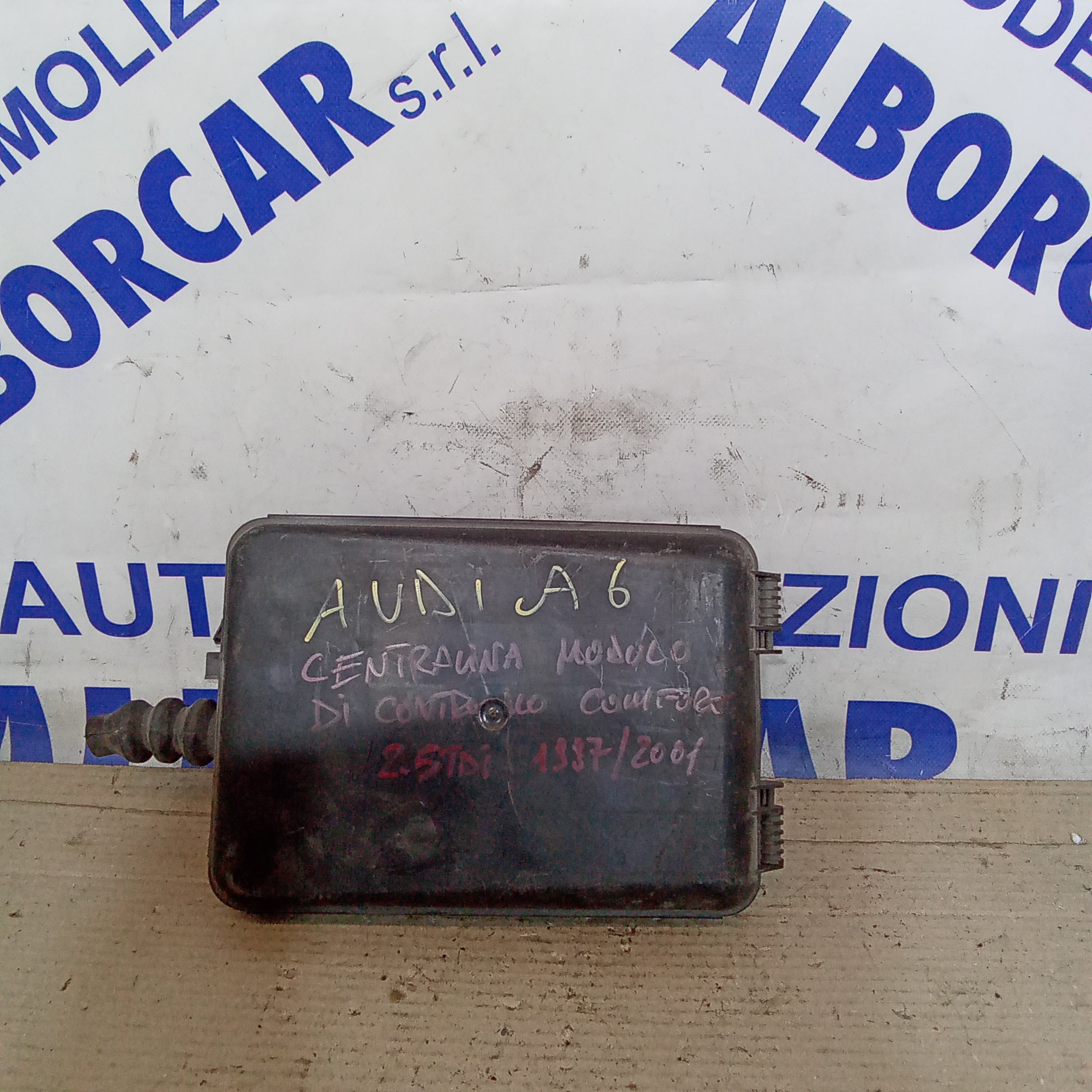 Comfort control module Audi A6 2.5tdi year 1997/2001
