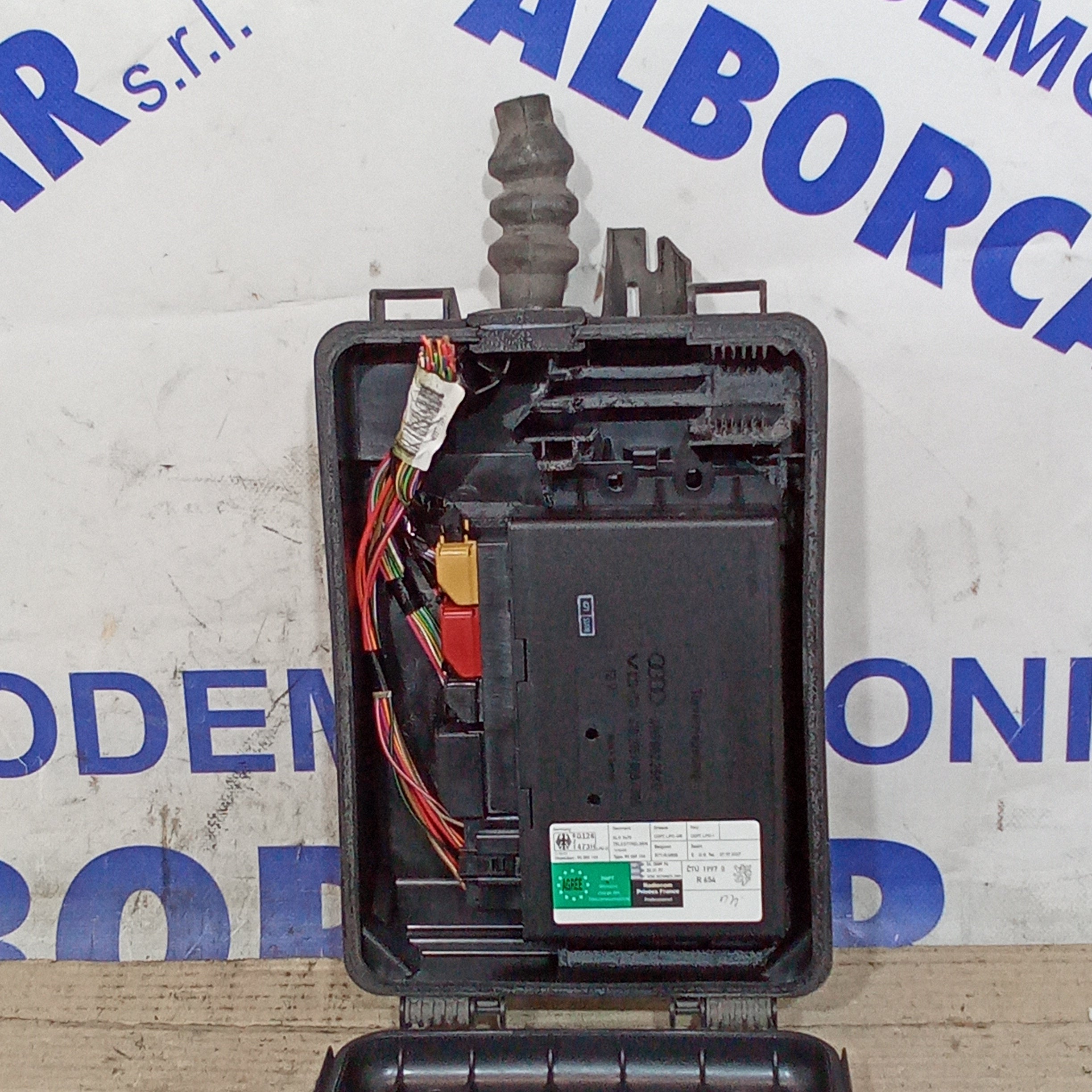 Comfort control module Audi A6 2.5tdi year 1997/2001