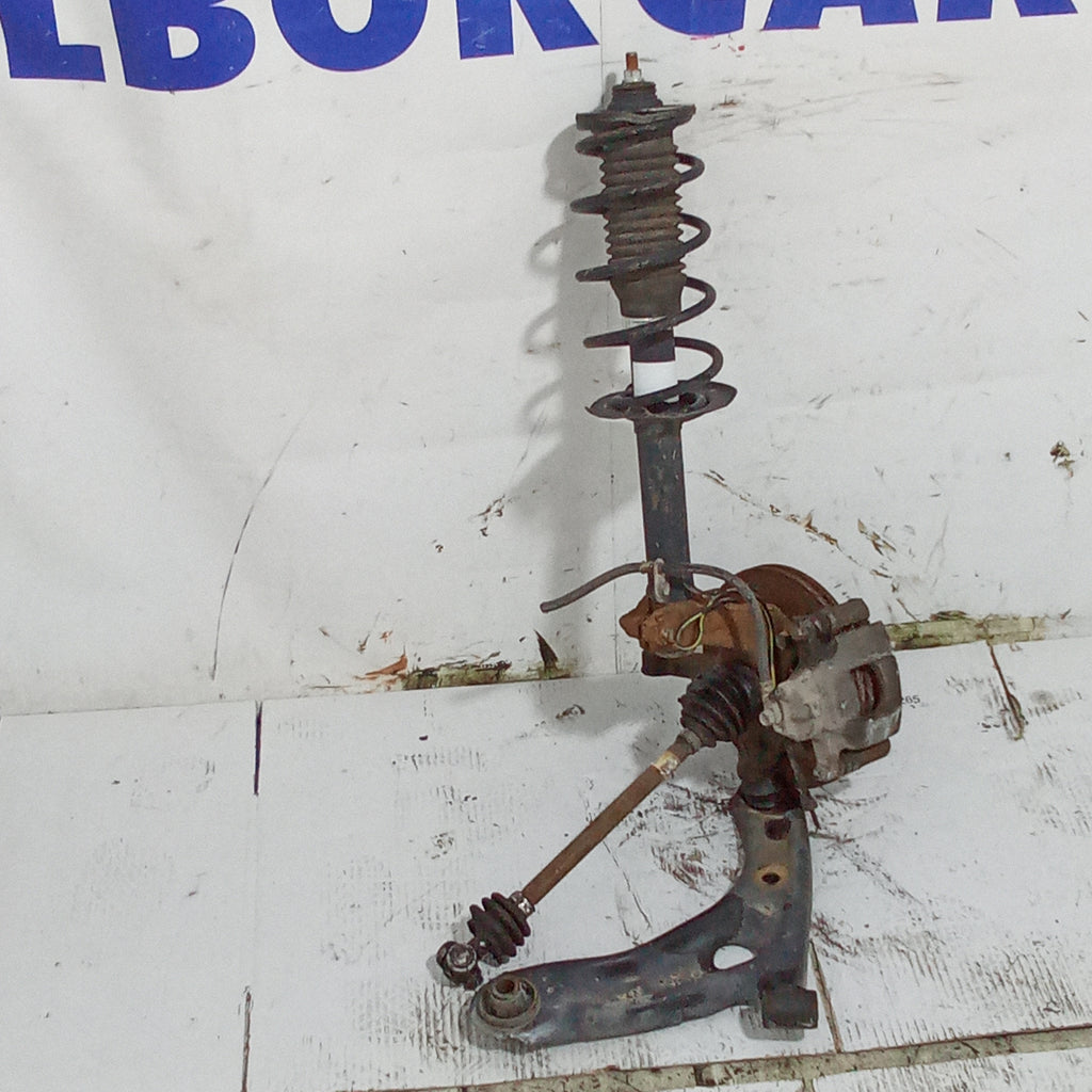 Mangueta delantera izquierda completa Toyota Aygo 1.0 gasolina año 2007