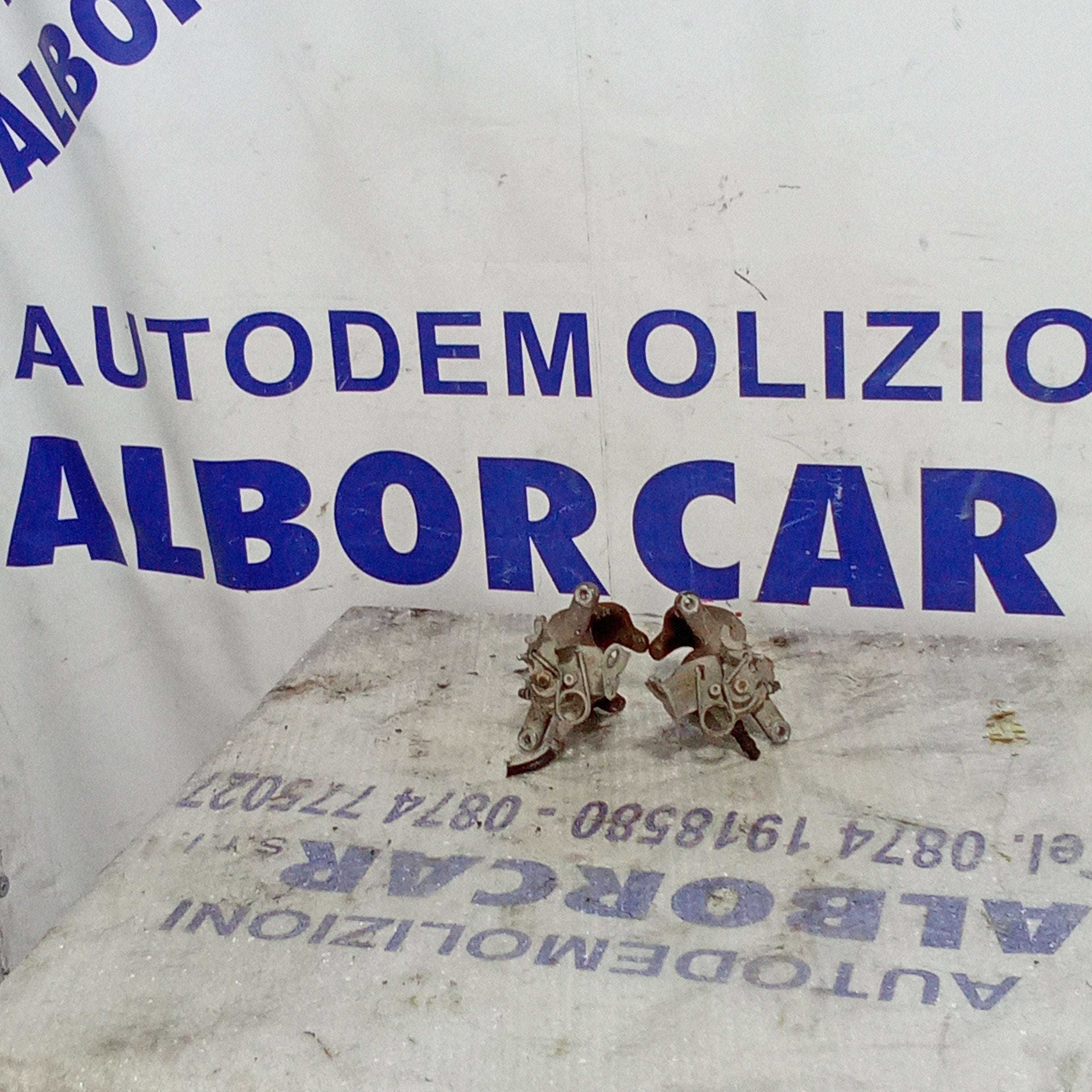 Rear brake caliper pair Alfa 159 MJT year 2008 also sold individually