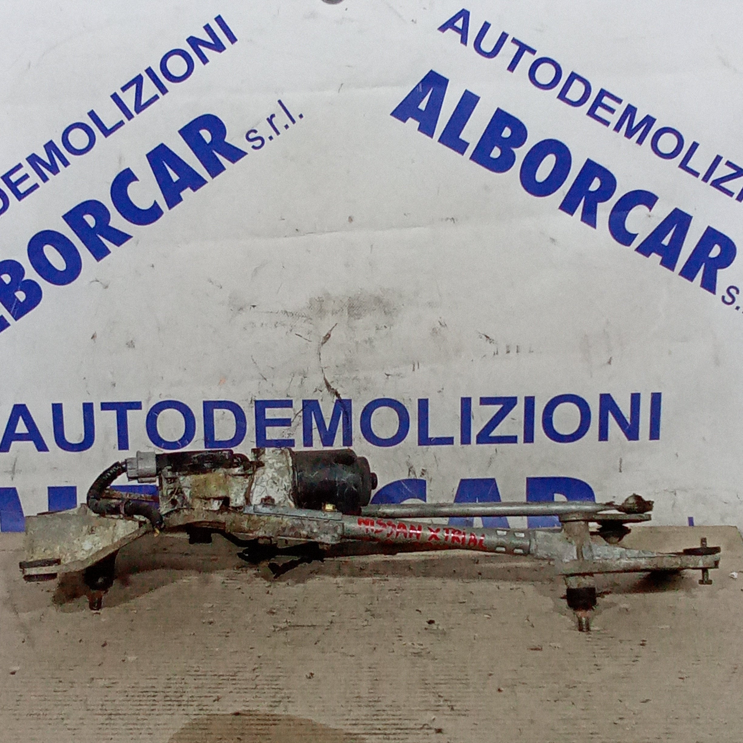 Front wiper motor Nissan X-TRAIL 2.2 diesel year 2004