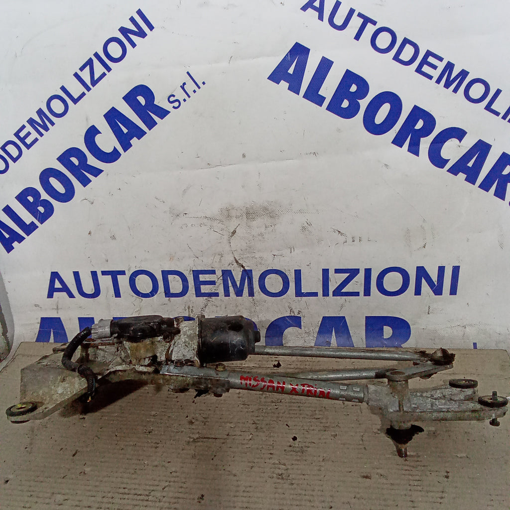 Front wiper motor Nissan X-TRAIL 2.2 diesel year 2004