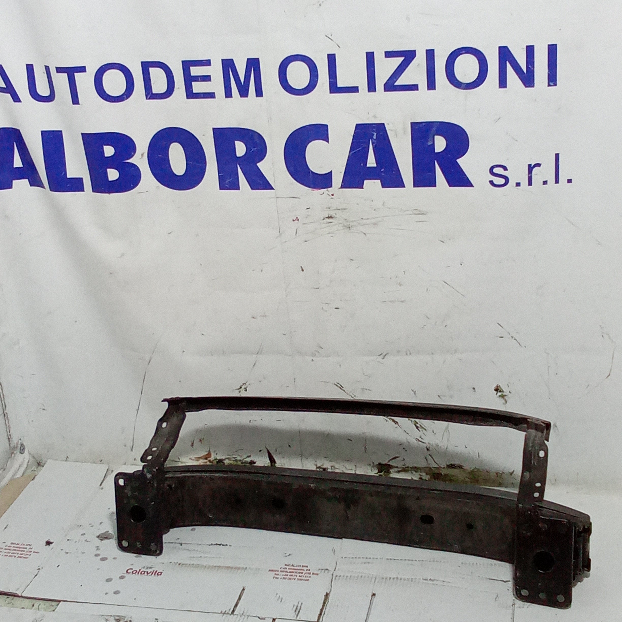 Travesaño delantero de parachoques Fiat Grande Punto 1.3 mjt 90cv año 2007