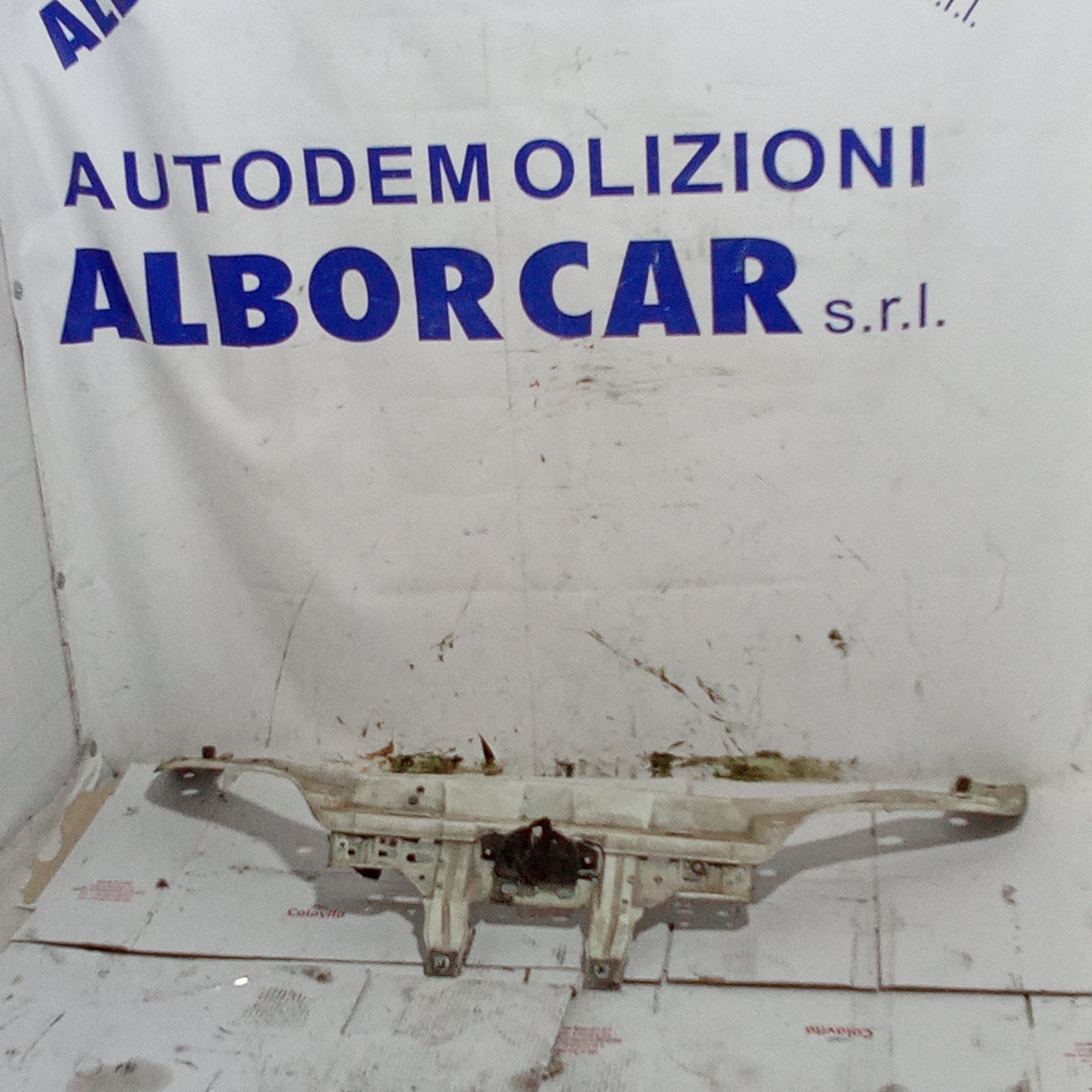 Traversa batticofano fiat punto 3 serie anno 2003/2012
