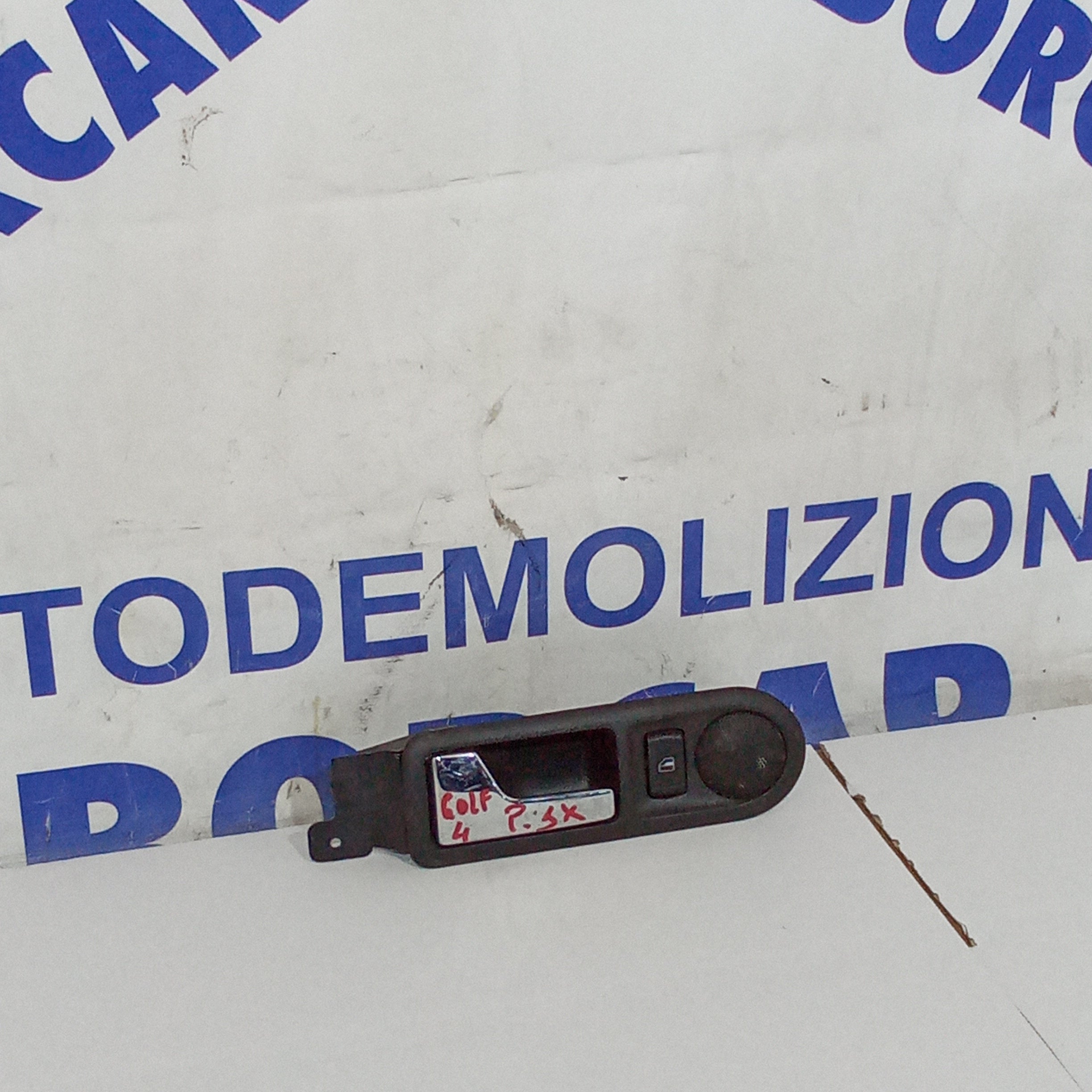 Maniglia interna posteriore sinistra volkswagen golf 4