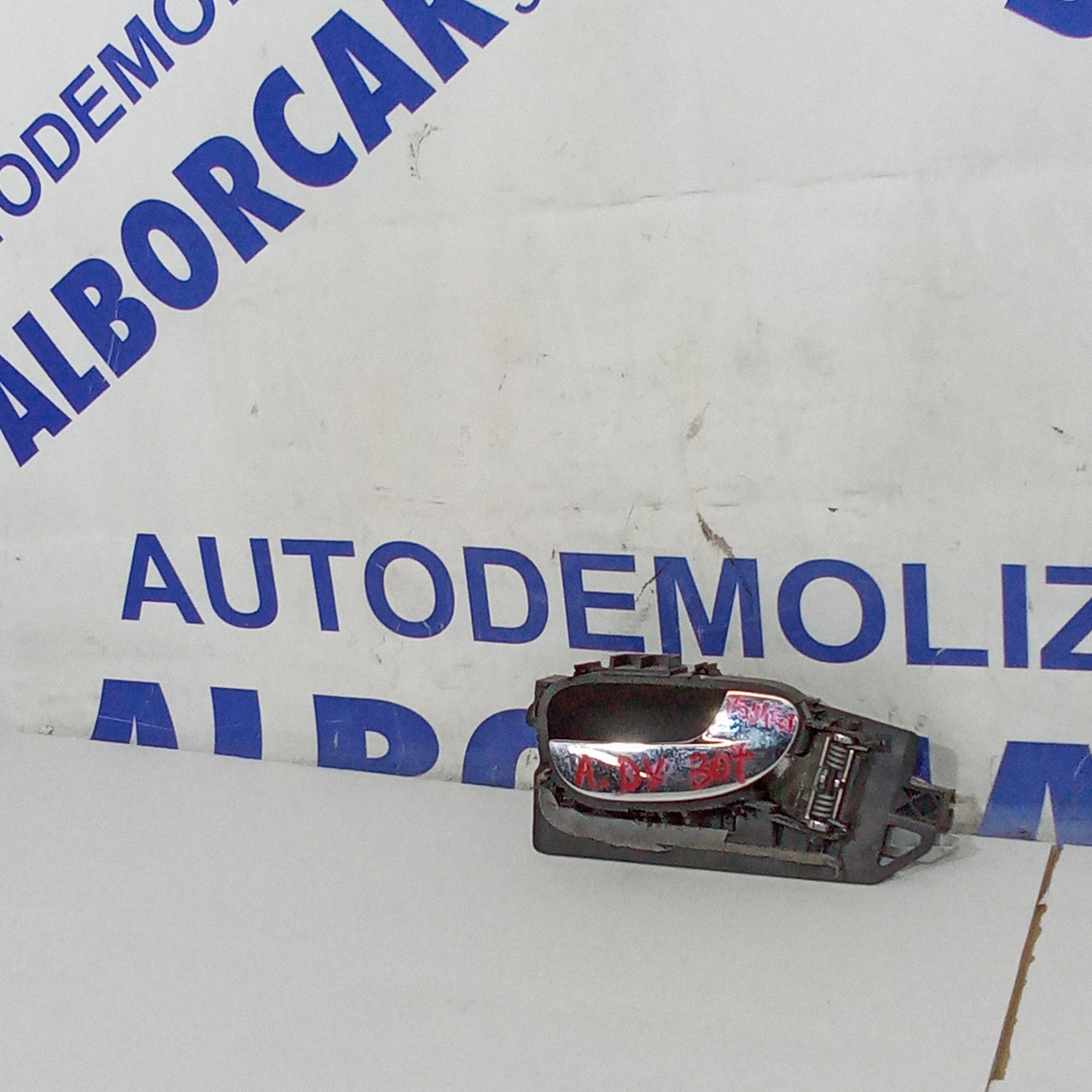 Maniglia interna anteriore destra peugeot 307 1.6hdi anno 2000/2009